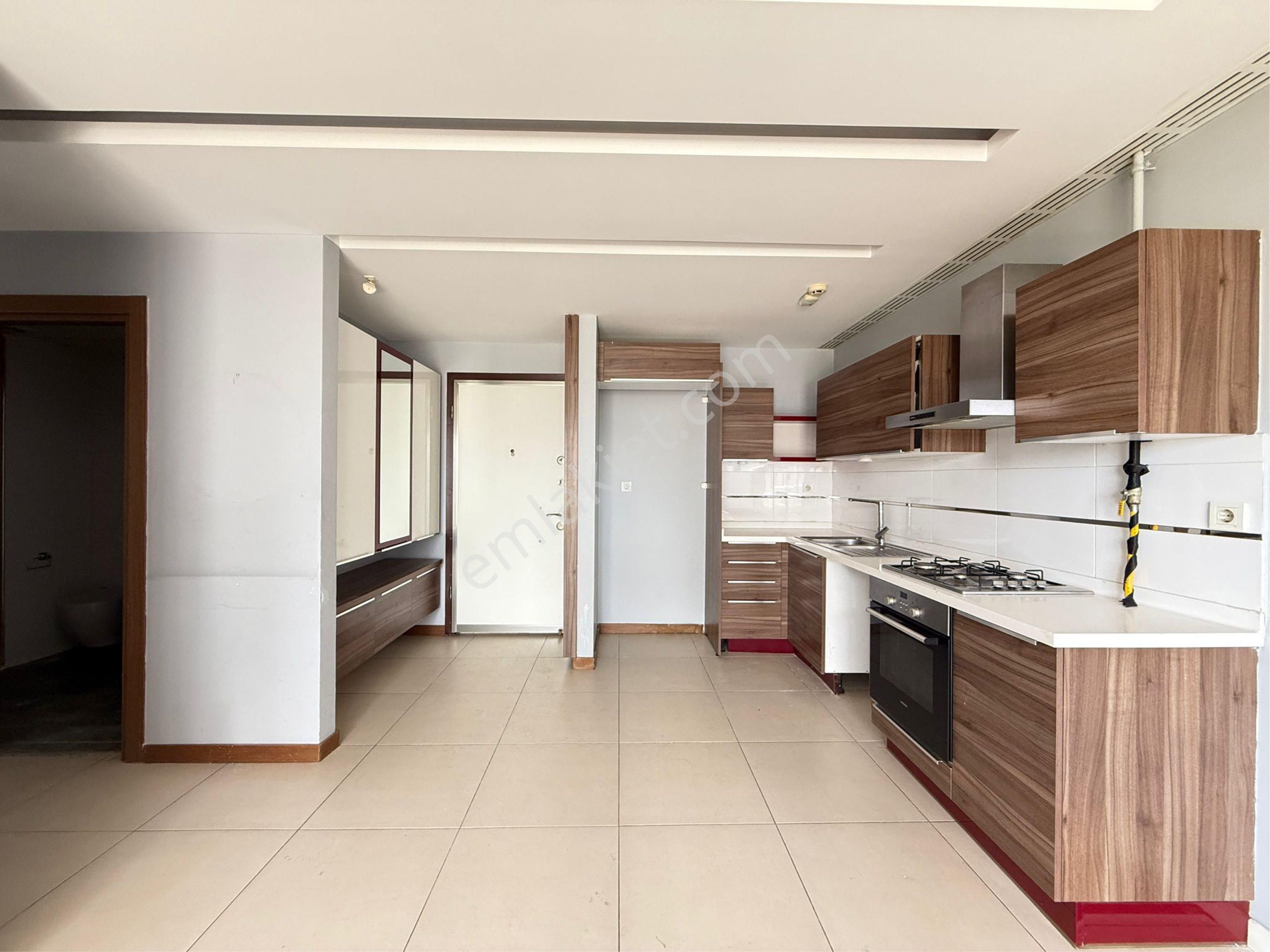 Huzur Evleri Mahallesinde Full Donatılı 2+1 Açık Mutfak Direkt Hasarsız Satılık Daire - Görsel 2