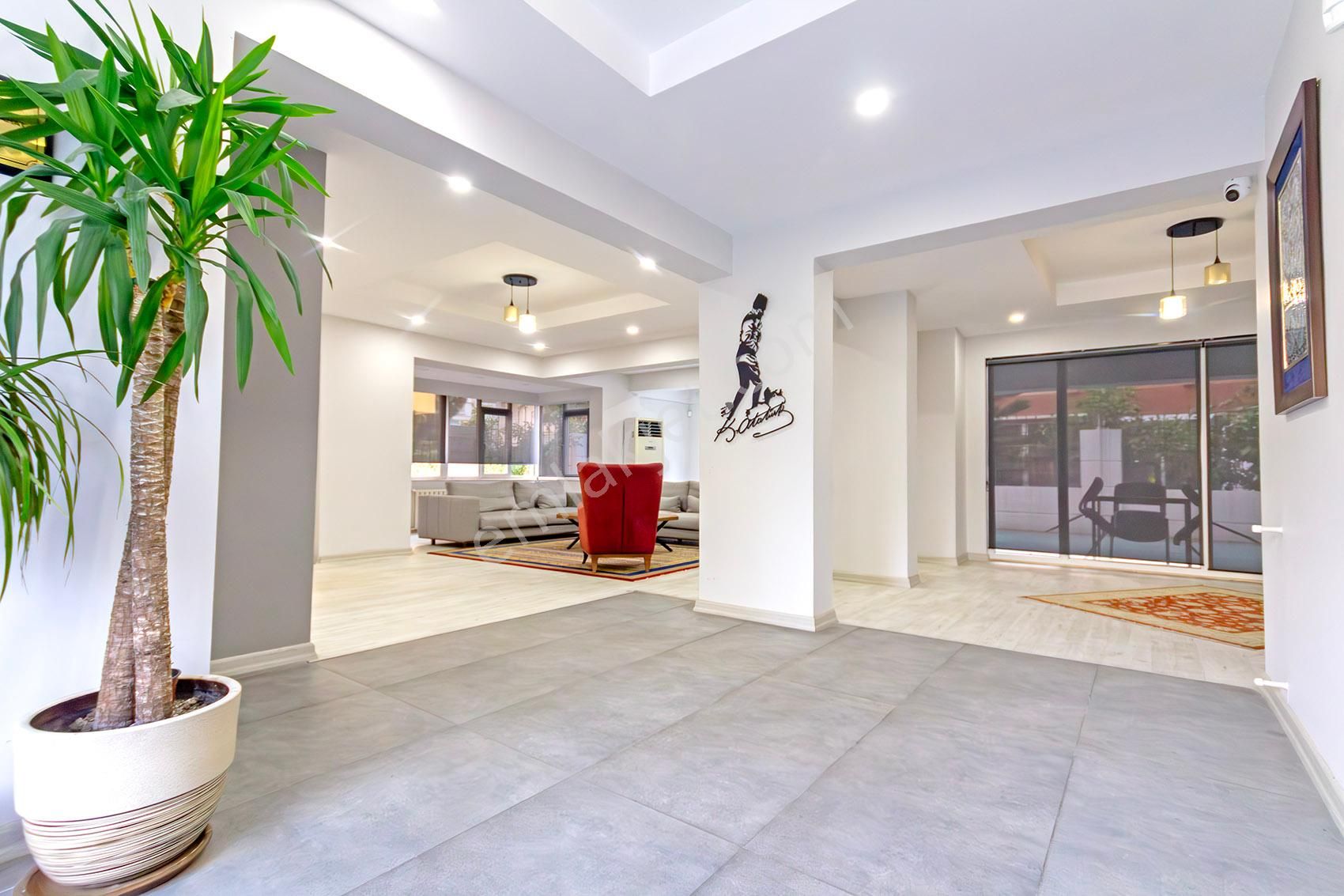 Şirinyalı Da Müstakil Kiralık Bina