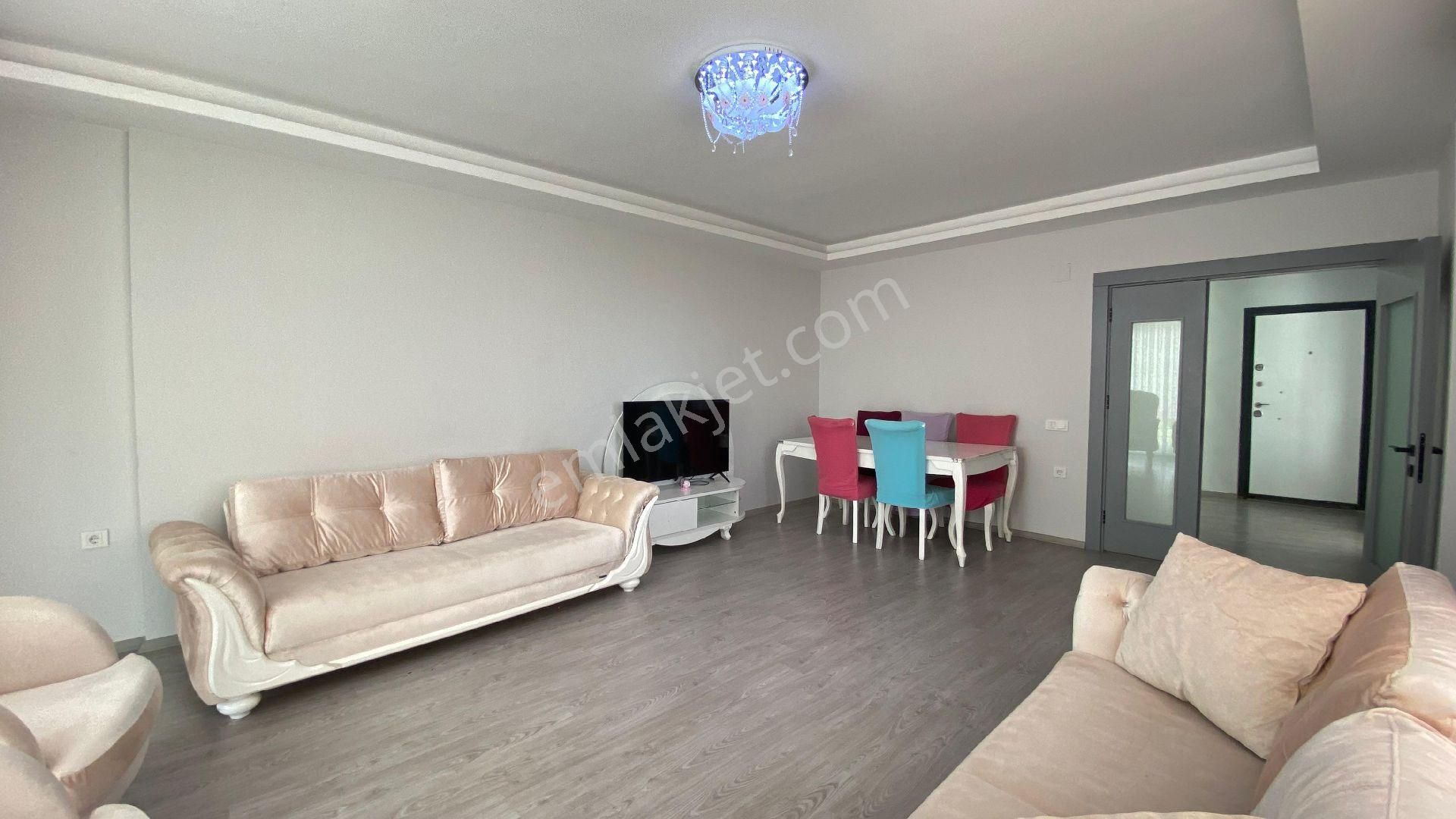 Sahibinden Acil Satılık 4+1 Eşyalı Geniş Daire