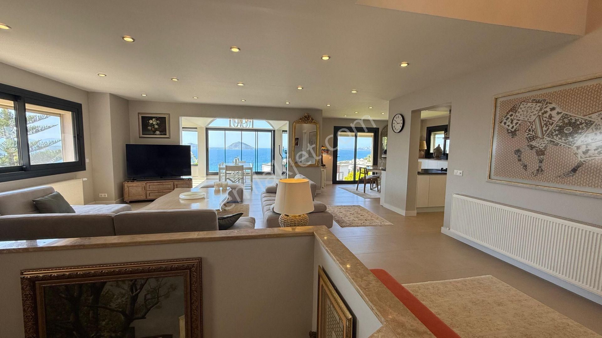Turgutreis Sahilde Ultra Lüks Panoramik Manzara Müstakil Villa