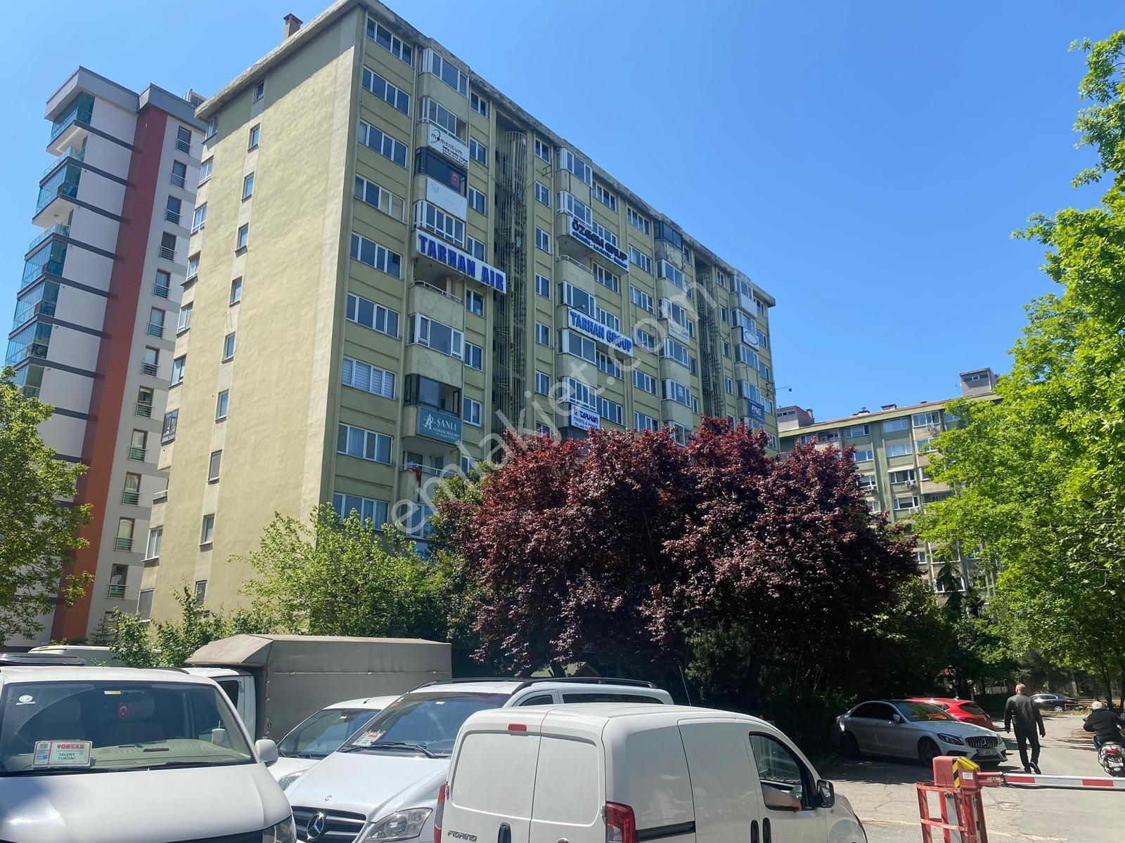 Kozyatağı E5 Yanı Sümko Sitesinde Kiralık Ofis