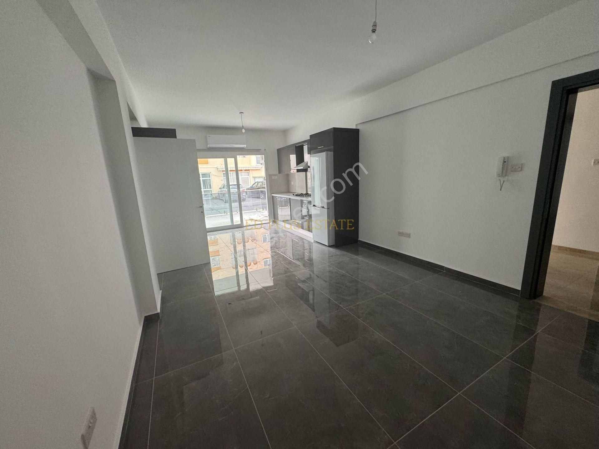 Lefkoşa K.kaymaklı Bölgesinde Satılık 2+1 Zemin Kat Sıfır Daire