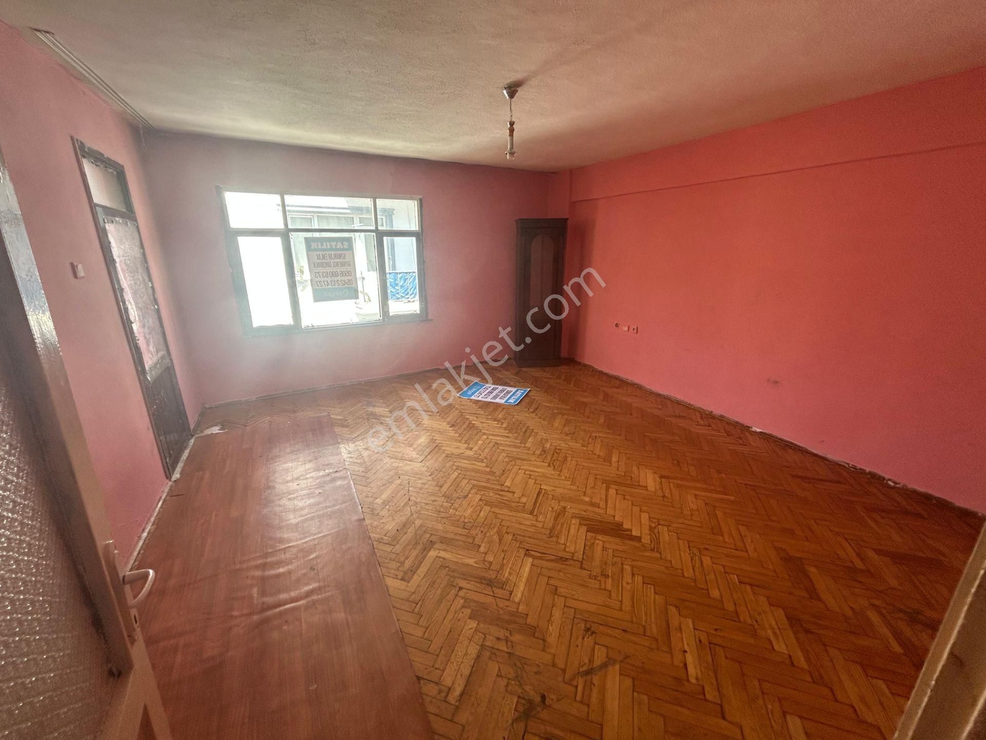 Kocaeli Karamürsel 4 Temmuz Mah. Satılık Ara Kat 3+1 Daire