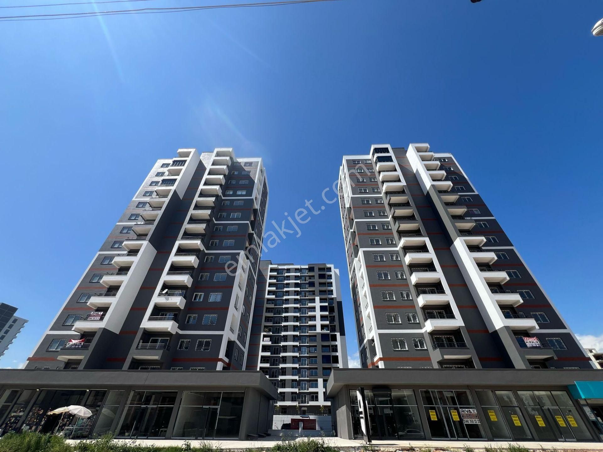 Rivax'dan Şıklığı Ve Genişliği İle Aylık Ödemeli Sıfır 2+1 !!
