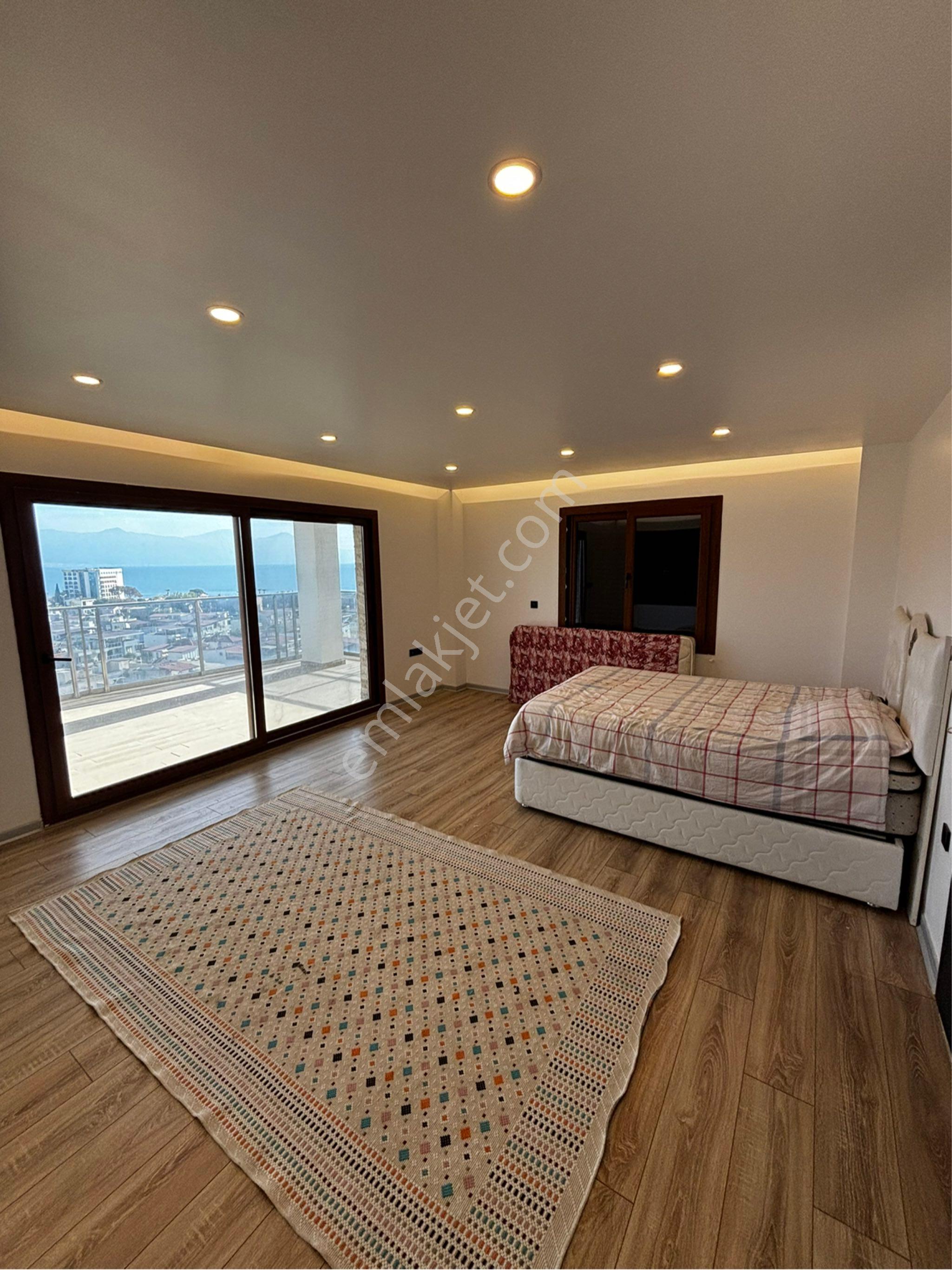 Kuşadası’nda 7+2 Eşsiz Deniz Manzarasına Sahip Özel Havuzlu 4 Katlı İnanılmaz Villa‼️ - Görsel 13