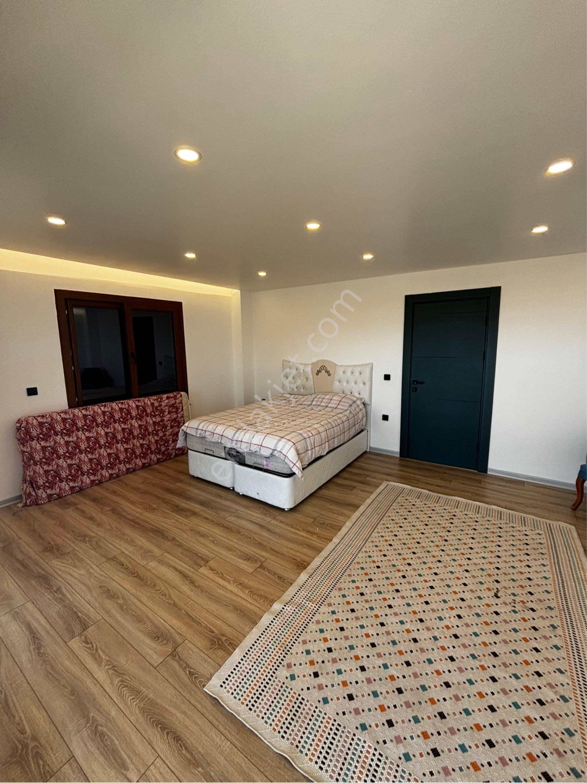 Kuşadası’nda 7+2 Eşsiz Deniz Manzarasına Sahip Özel Havuzlu 4 Katlı İnanılmaz Villa‼️ - Görsel 17