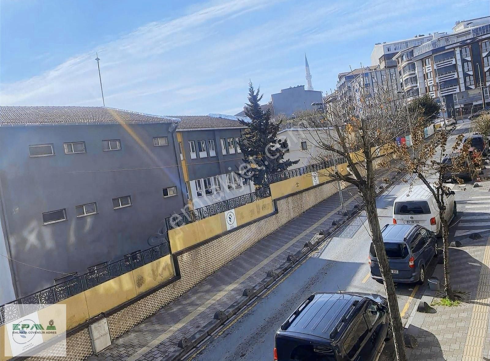 Epa Emre Koç'tan Esenler Metrosu Dibi 2+1 100 M2 Çok Temiz