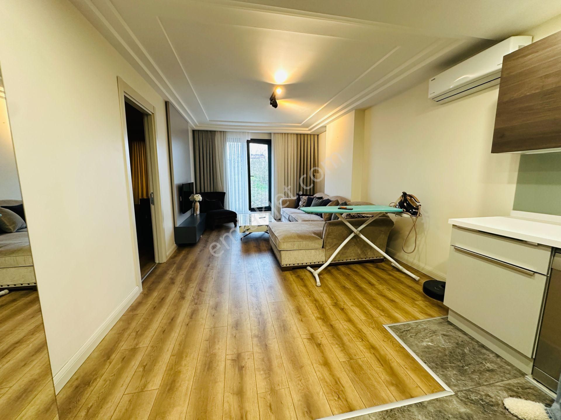 Kemerburgaz Site İçi Kiralık 1,5+1 70m2 Arakat Manzaralı Daire