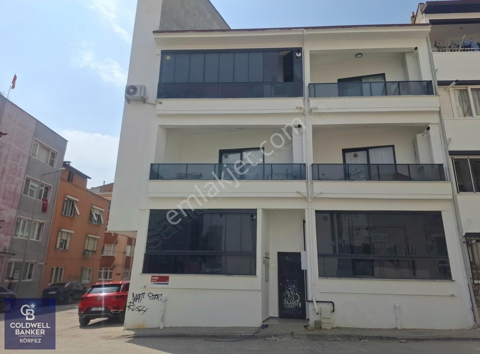 Edremit Gaziilyas Mah. Askeriyeye Yakın 1+1 Sıfır Daire