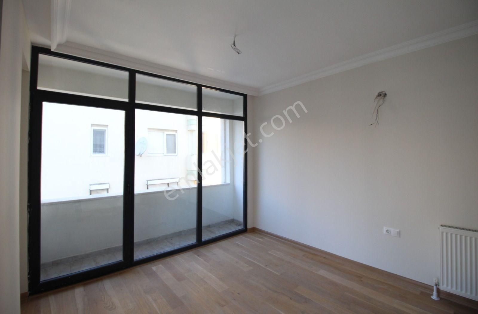 Utku'dan Erenköyde 2+1 Balkonlu Kombili 95 M2 Satılık Daire