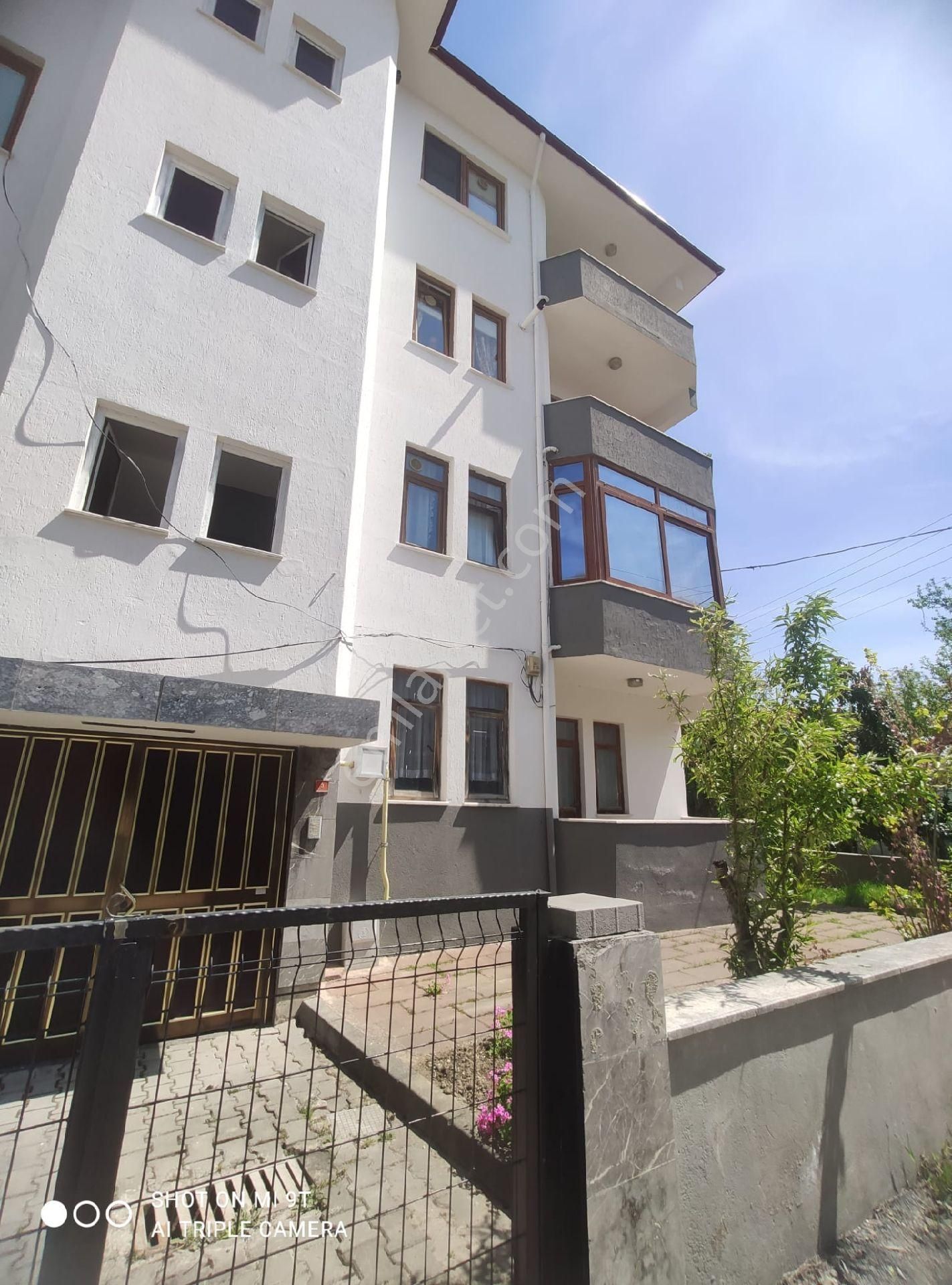 Çok Geniş 5+1 Satılık Daire - Görsel 28