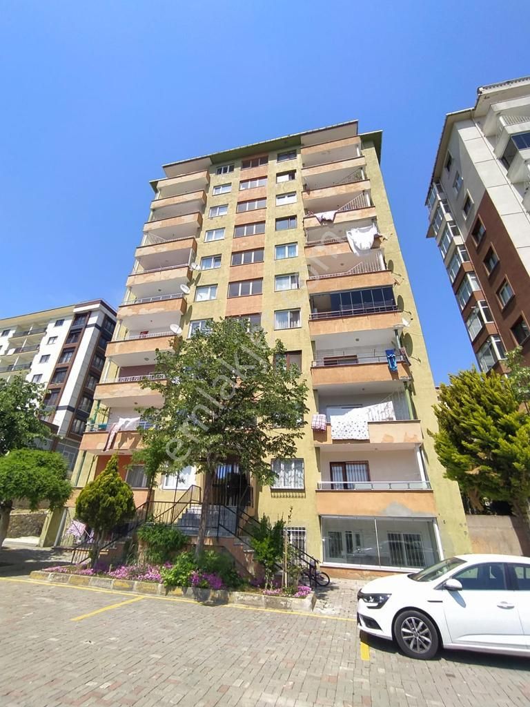Hürriyet Mah Site İçinde Arakat 3+1 Çift Balkonlu - Manzaralı