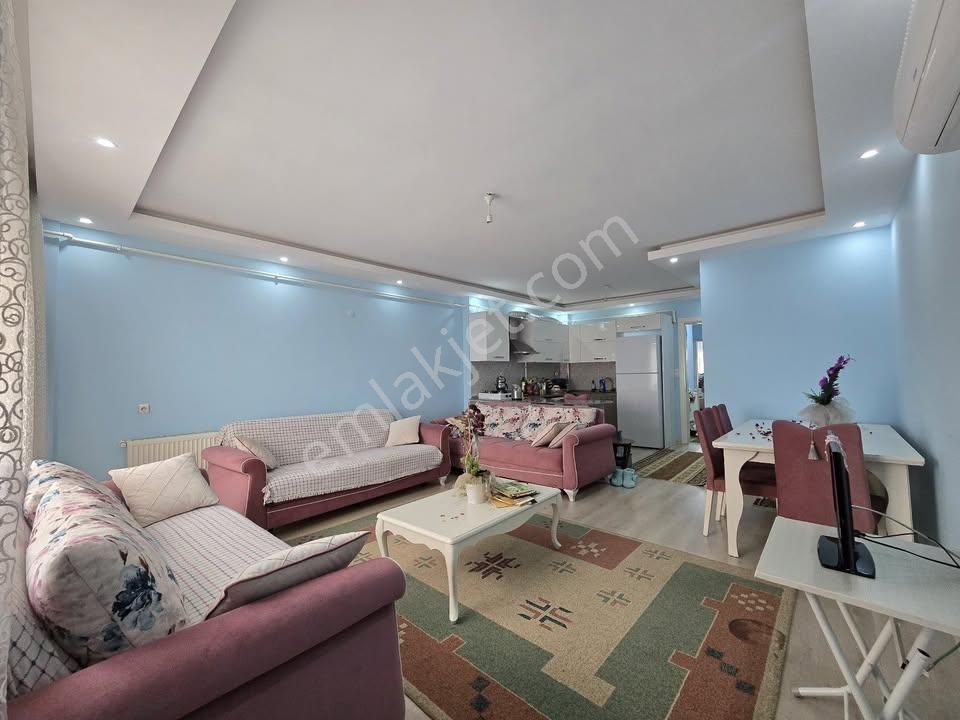 🏡 Göl-san Gayrimenkul’den 🏡 Zafer Mah. 2+1 Arakat Fırsat Daire