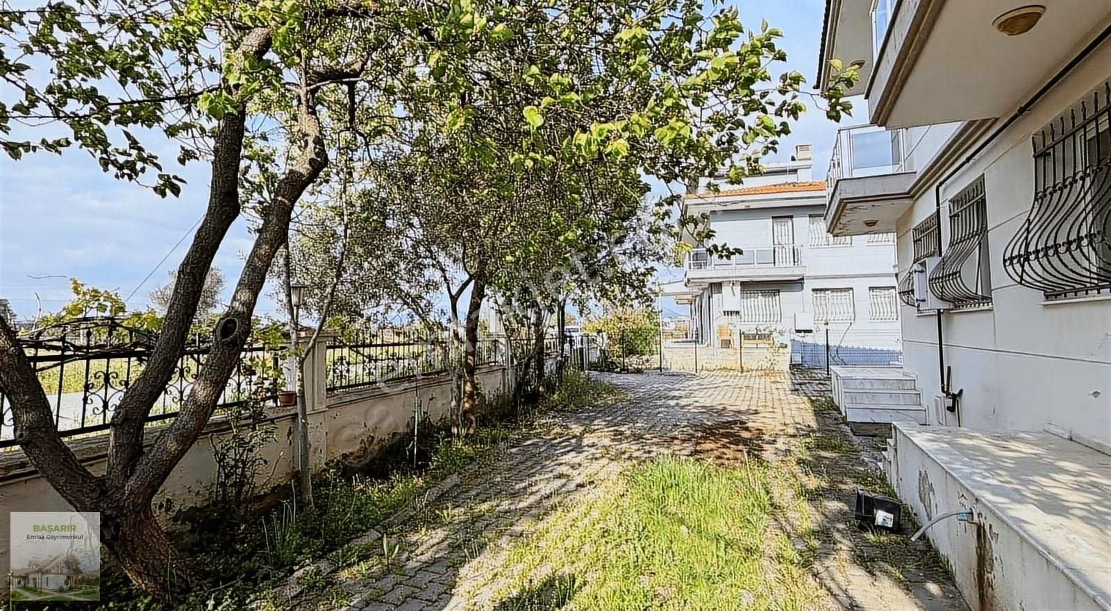 Menderes'in En Güzel Yerinde Dubleks Önü Açık Ferah