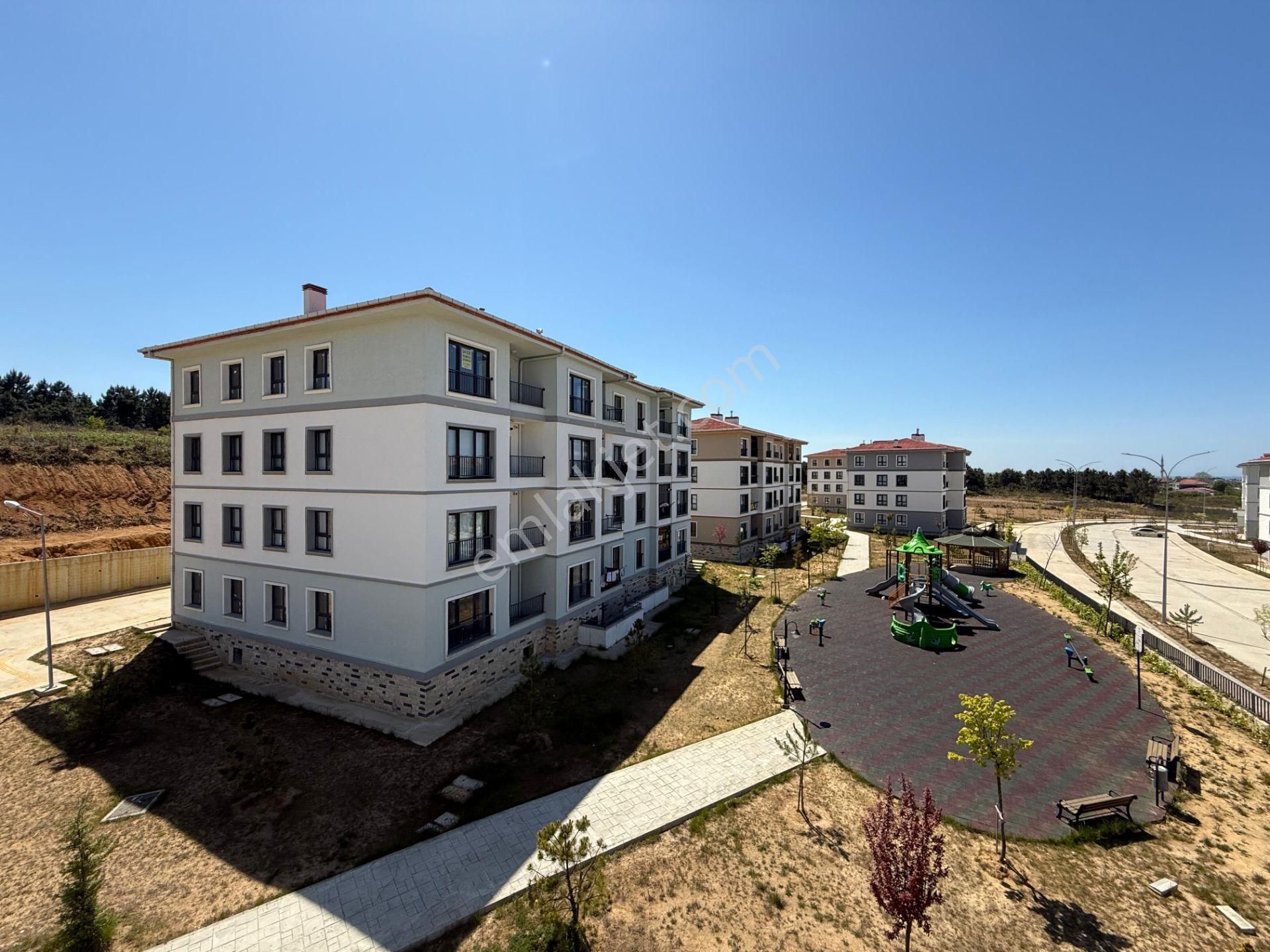 Kocaali Toki Konutlarında Deniz Manzaralı Satılık 2+1 Daire