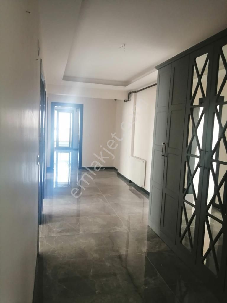 Eges'den Menemen Sevgişehir Sitesinde Satılık 3+1 Daire - Görsel 4