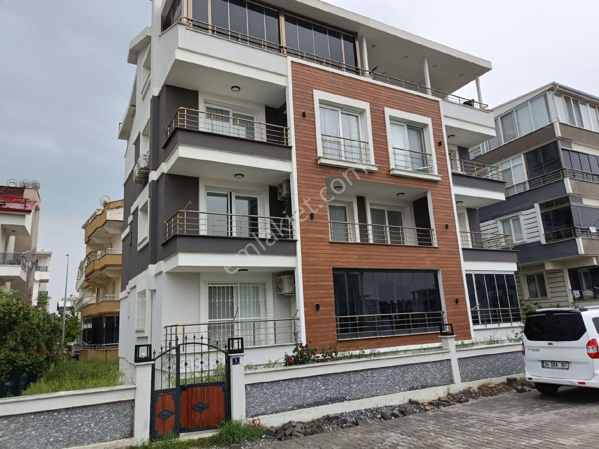 Didim Efeler Mah. Sıfırdan Farksız Ara Kat Ön Cephe Geniş Balkonlu Daire