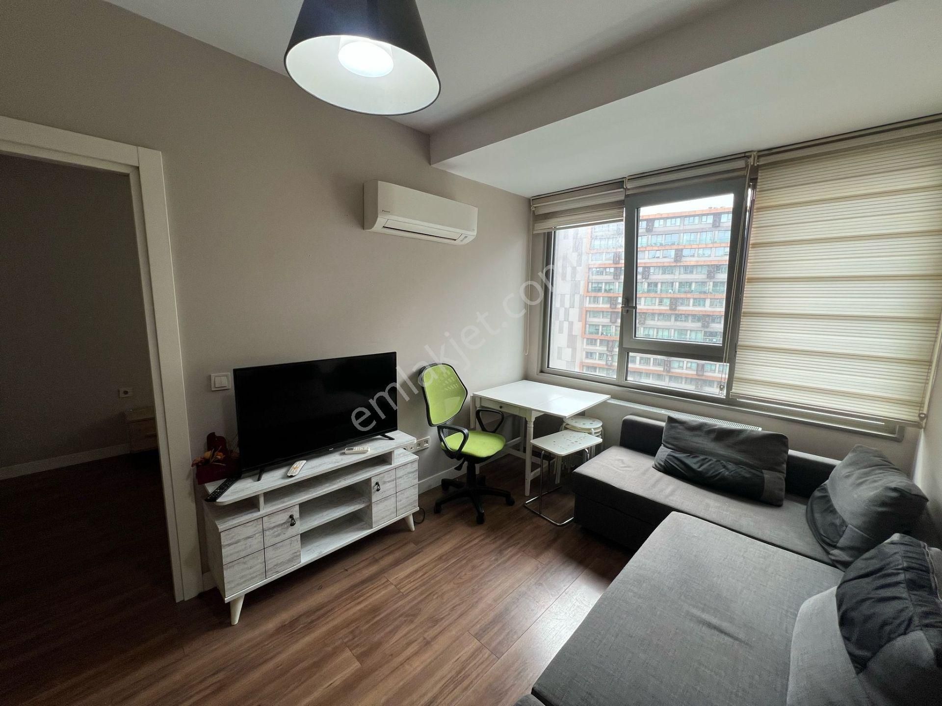 Satış Ve Kiralama Ofisinden Kiralık Eşyalı Boş 1+1 Daire
