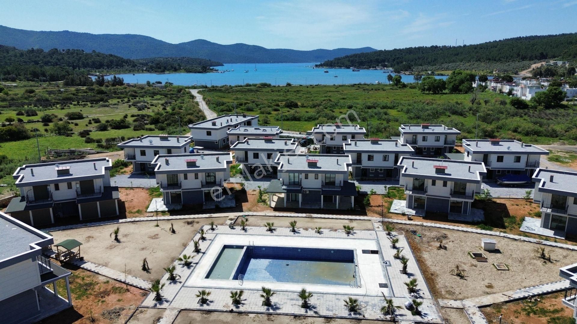 Remax Zümrüt'ten Denize 200 Mt. Muhteşem Villa