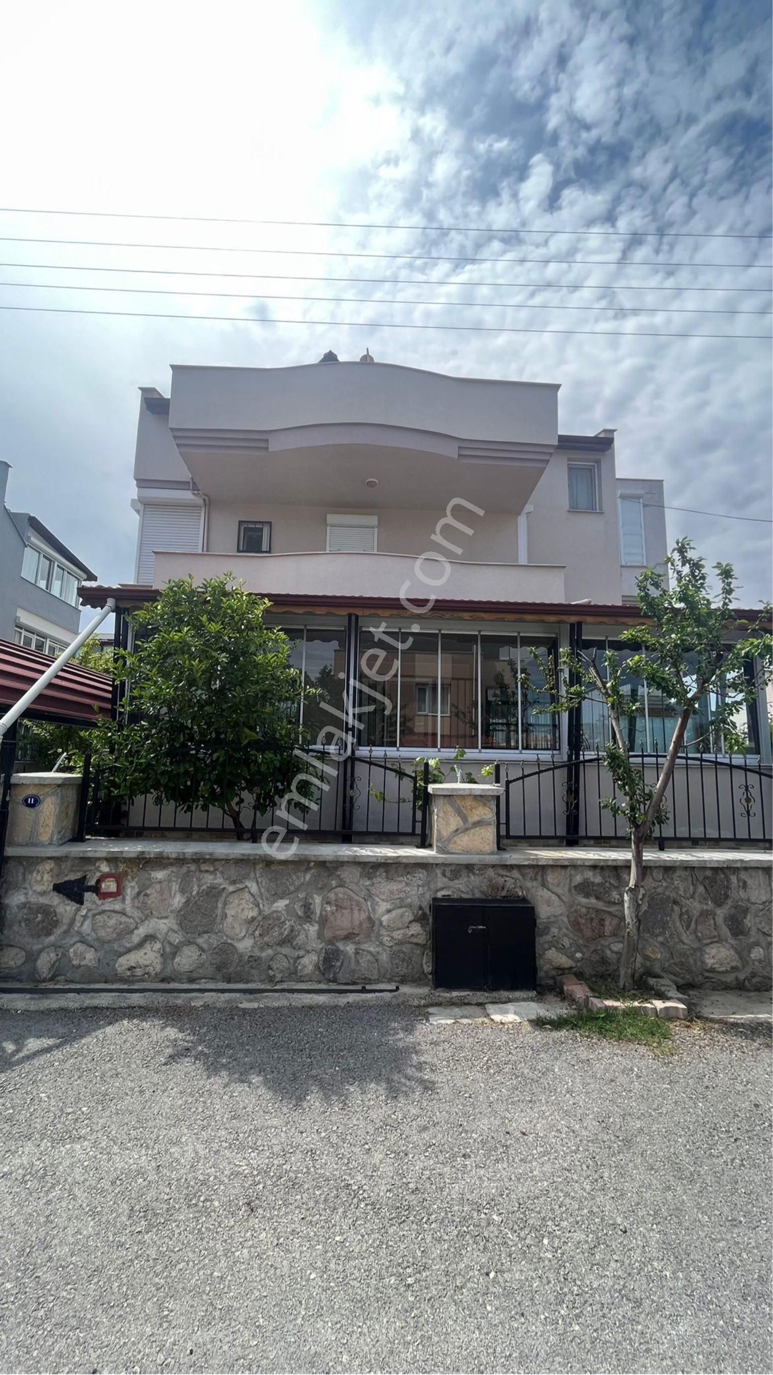 İzmir Dikili Cumhuriyet Mahallesi Köşe Parsel Tribleks - Görsel 22