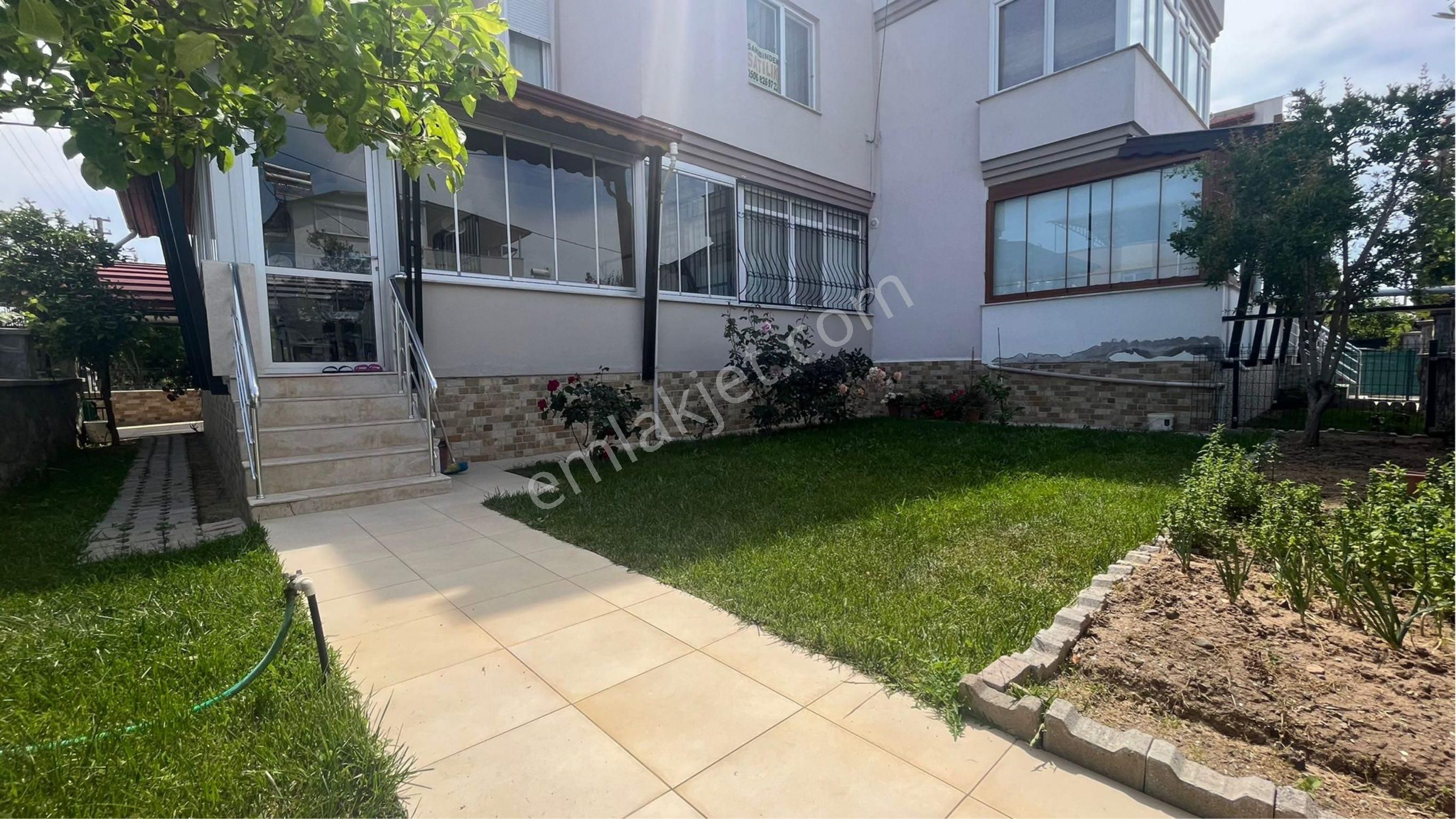 İzmir Dikili Cumhuriyet Mahallesi Köşe Parsel Tribleks - Görsel 2