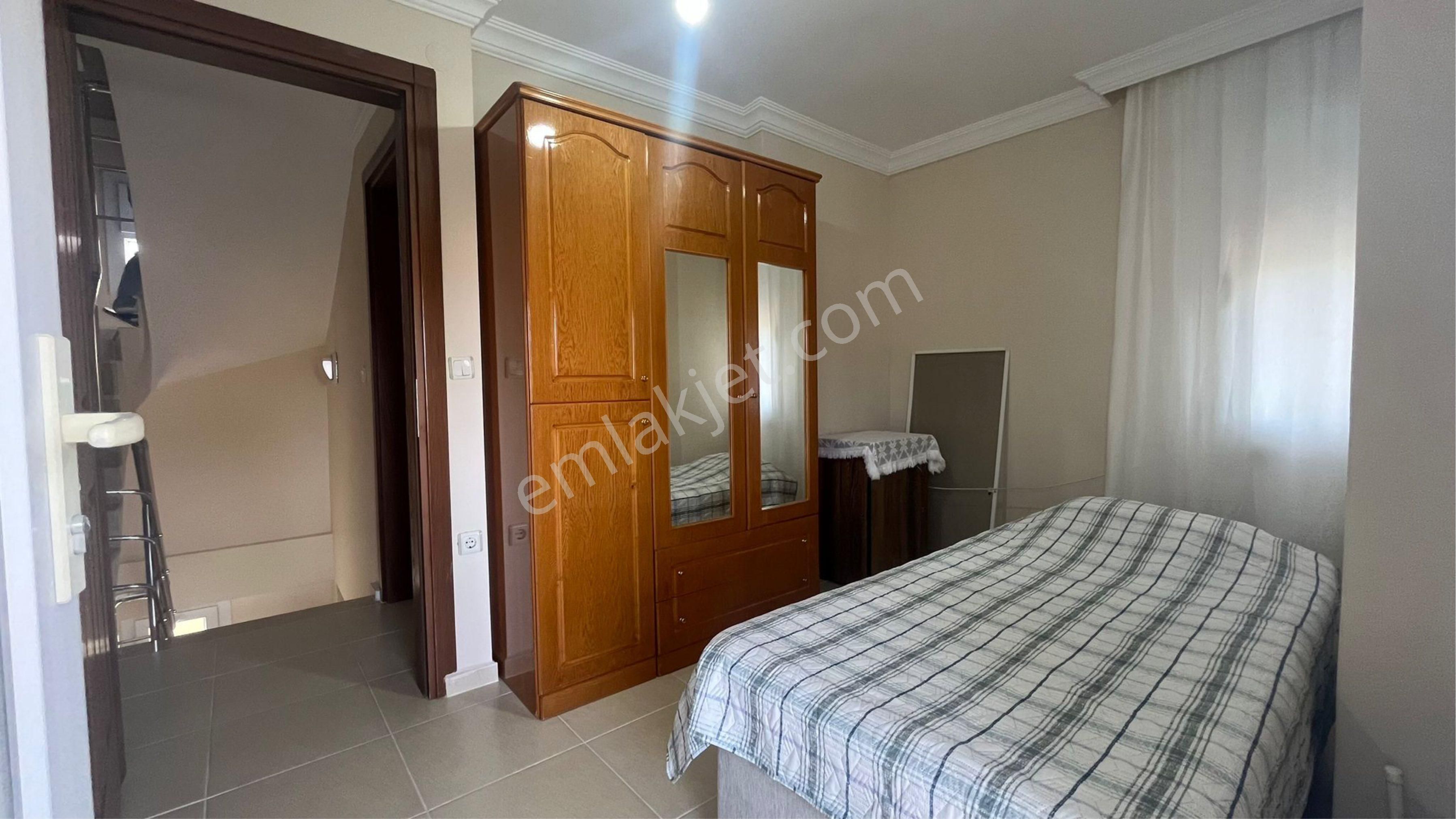 İzmir Dikili Cumhuriyet Mahallesi Köşe Parsel Tribleks - Görsel 16