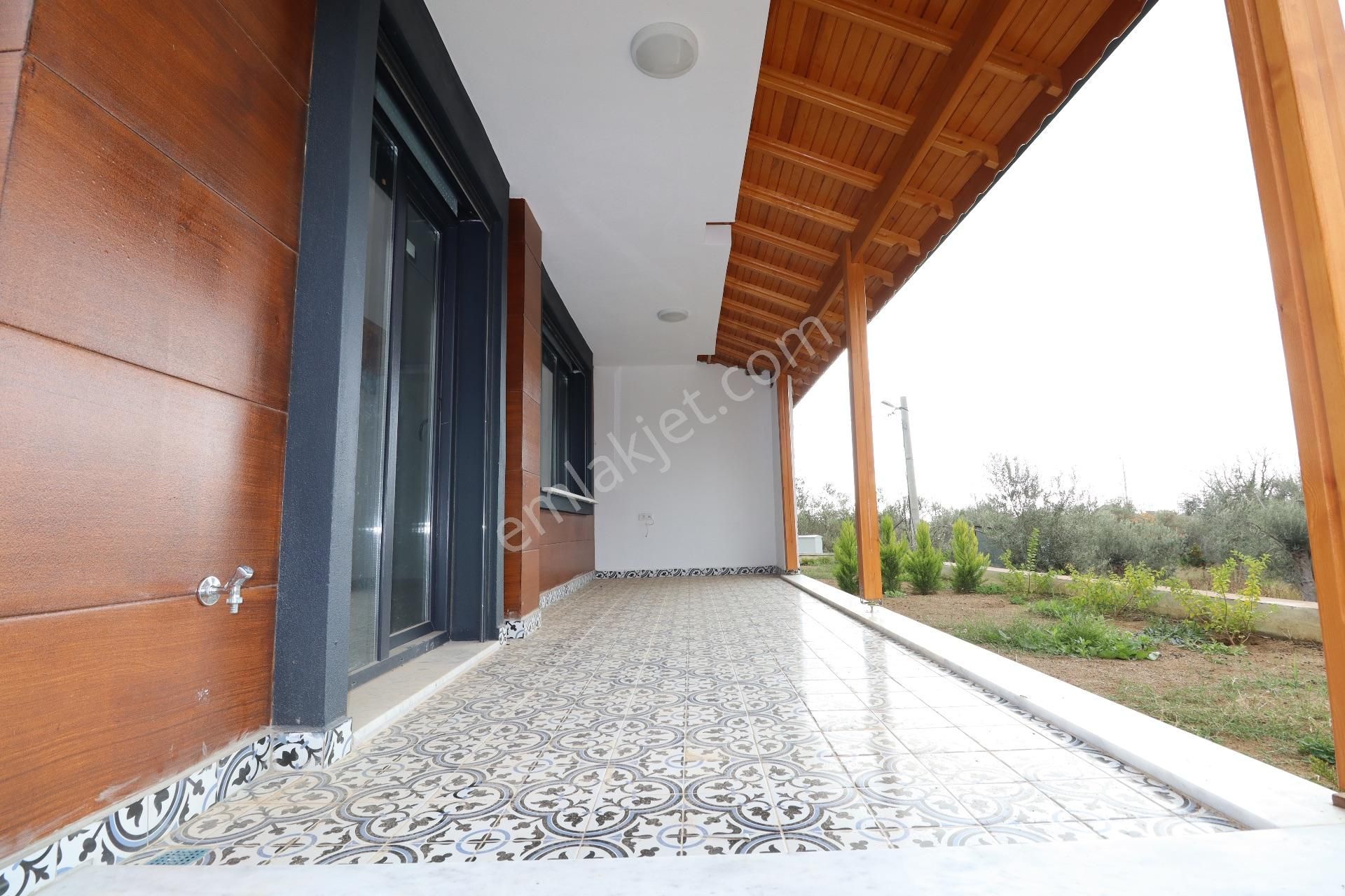 Altınoluk Narlı Mevkinde Satılık 3+1 Sıfır Villa - Görsel 12