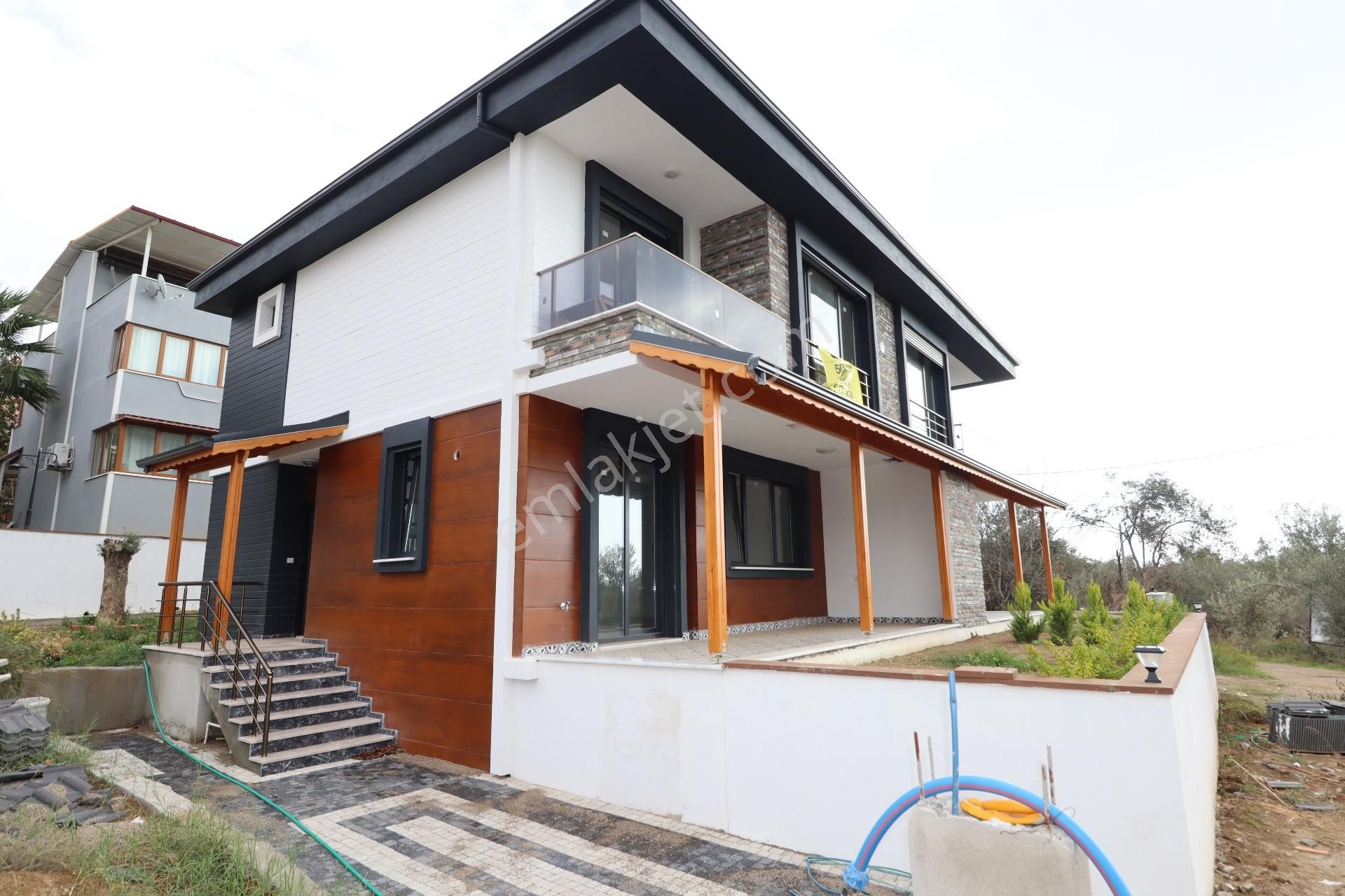 Altınoluk Narlı Mevkinde Satılık 3+1 Sıfır Villa - Görsel 13