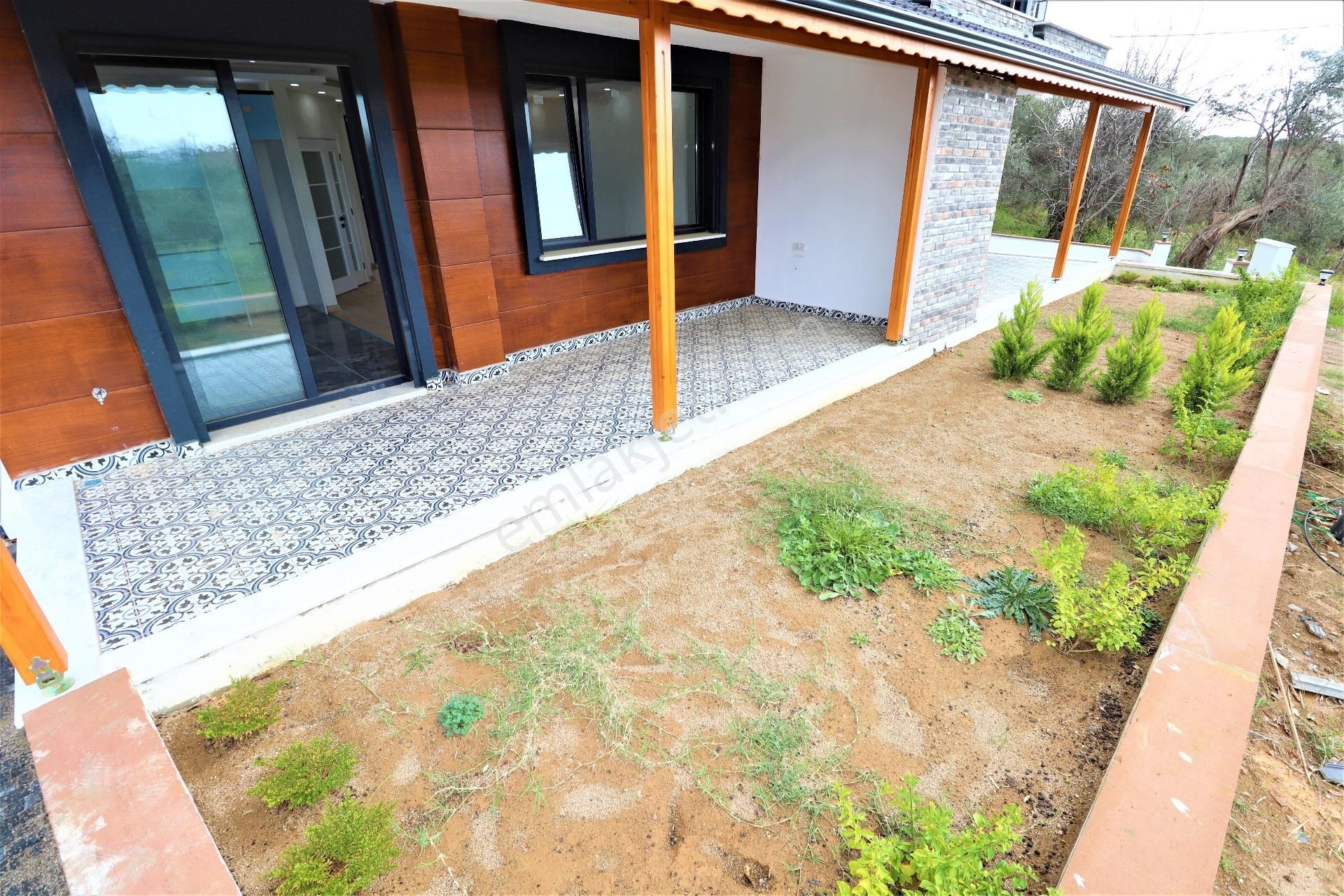 Altınoluk Narlı Mevkinde Satılık 3+1 Sıfır Villa - Görsel 4