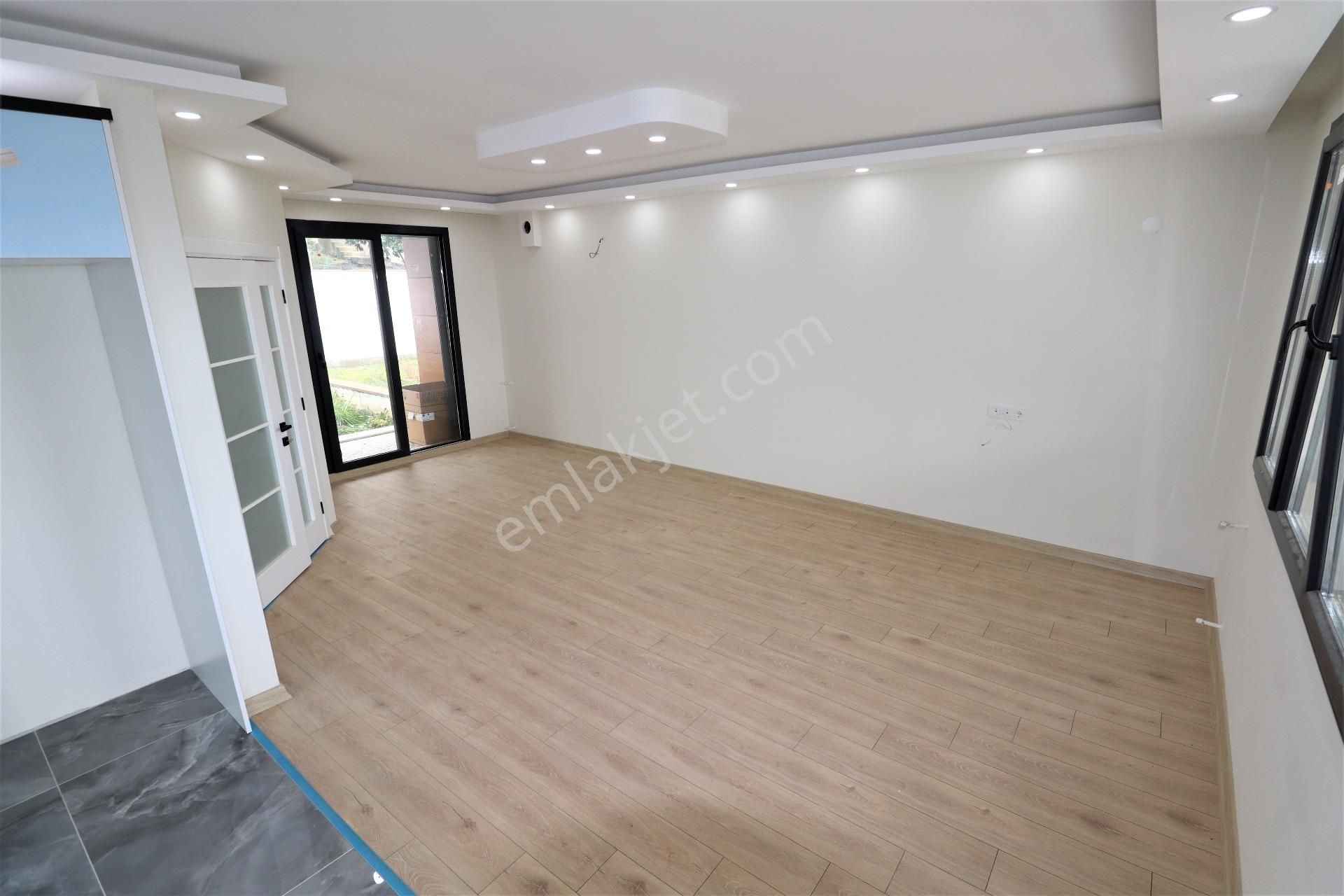 Altınoluk Narlı Mevkinde Satılık 3+1 Sıfır Villa - Görsel 18