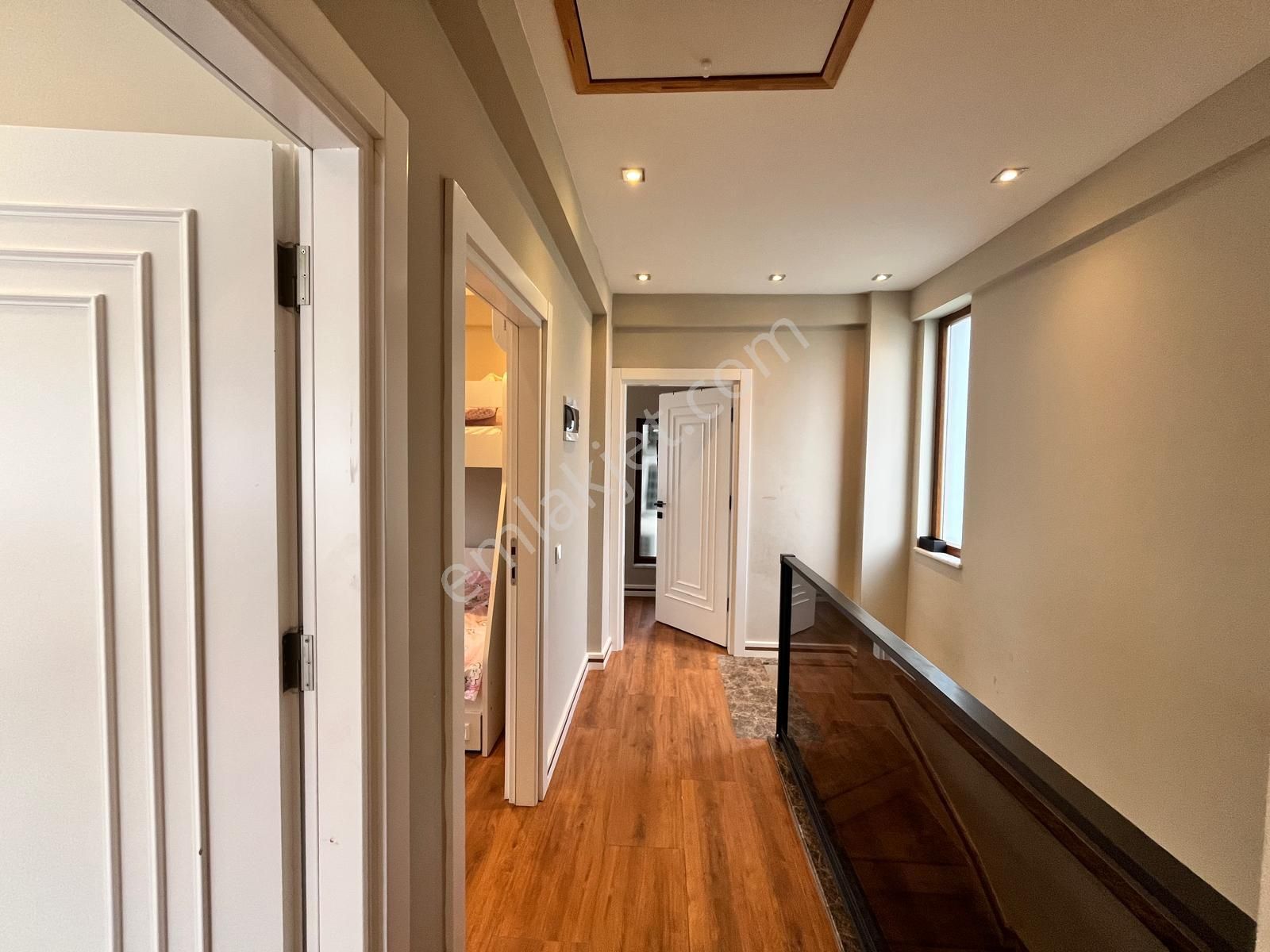 Full Donanımlı Müstakil Kış Yaz Bahçeli Havuzlu 3+1 Lüks Villa - Görsel 20