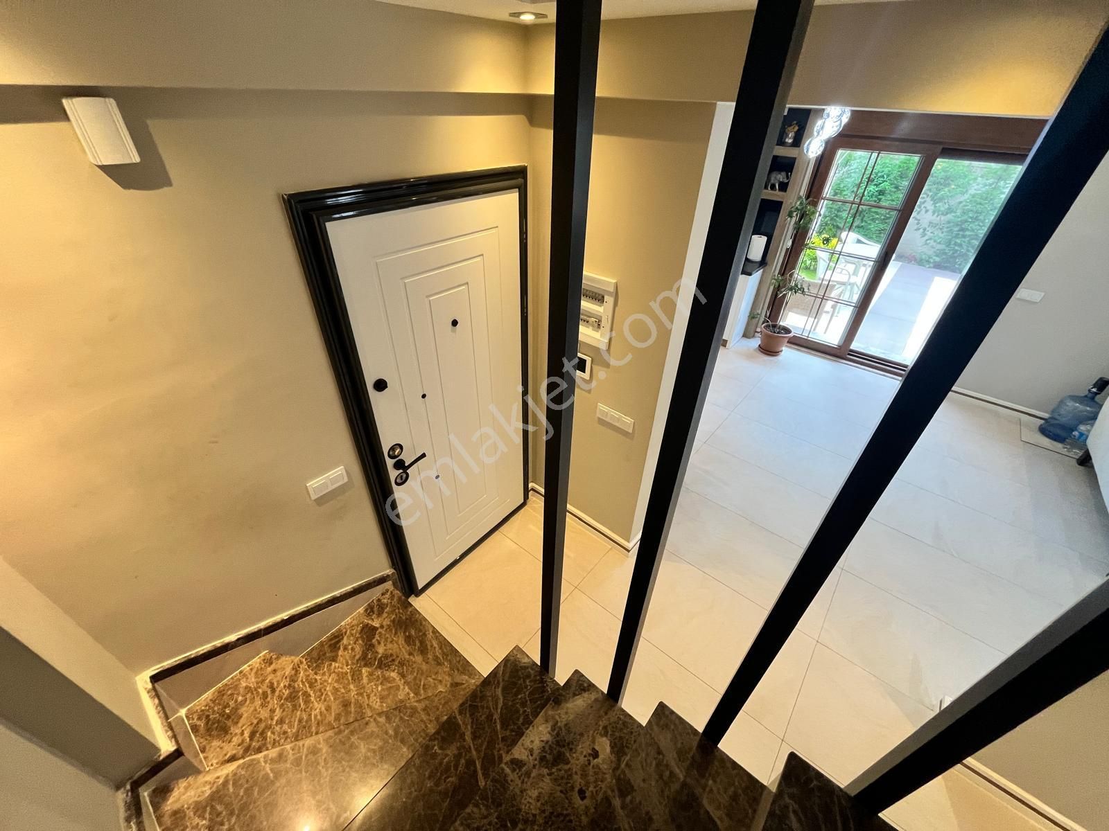 Full Donanımlı Müstakil Kış Yaz Bahçeli Havuzlu 3+1 Lüks Villa - Görsel 19