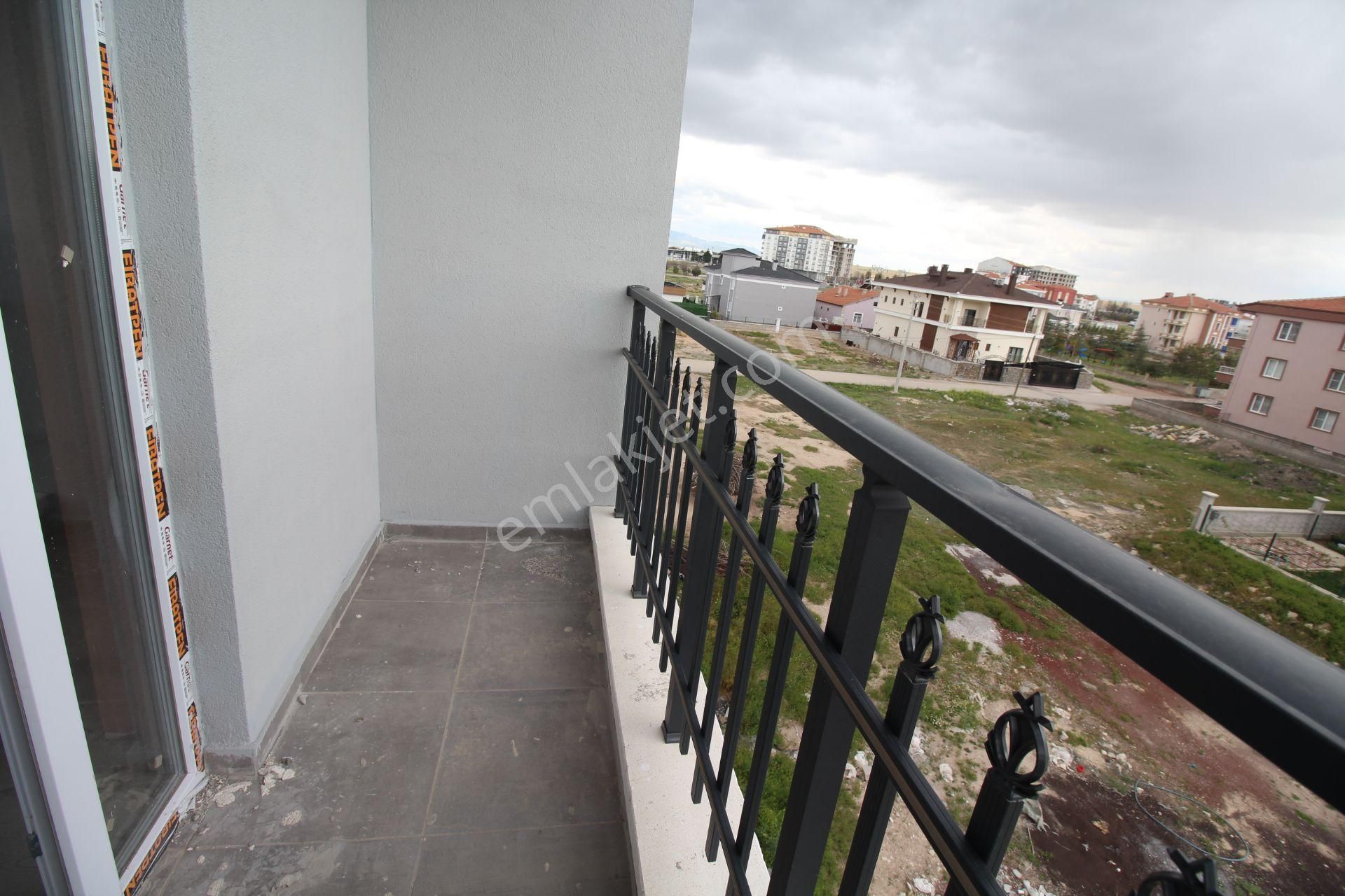Aksaray Araol Bahçelide Anayola Yakın 1+1 Eşyalı Kiralık Daire