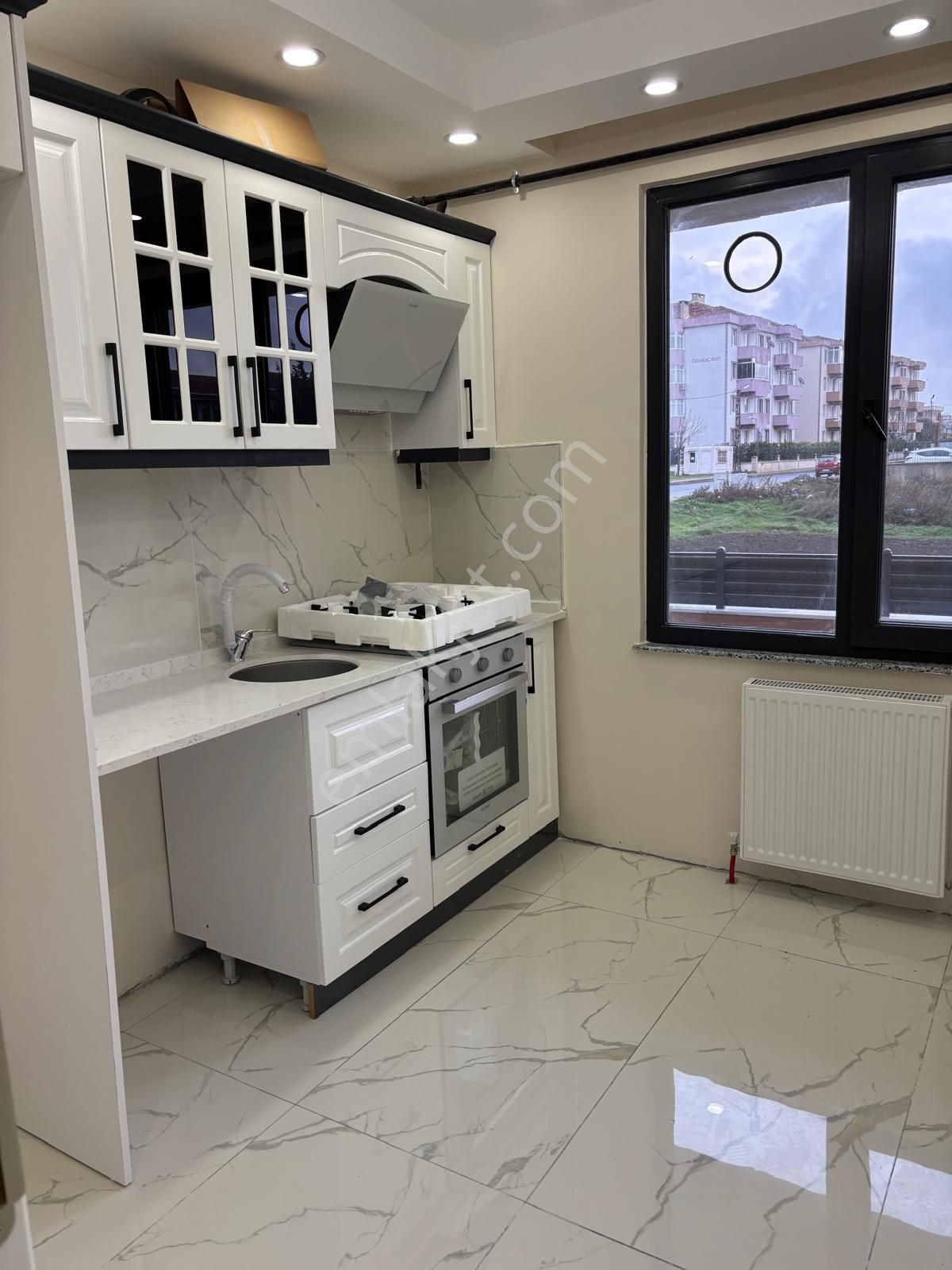Uzunoğlu Emlak Silivri'de Butik Site De Satılık 2+1 Daire