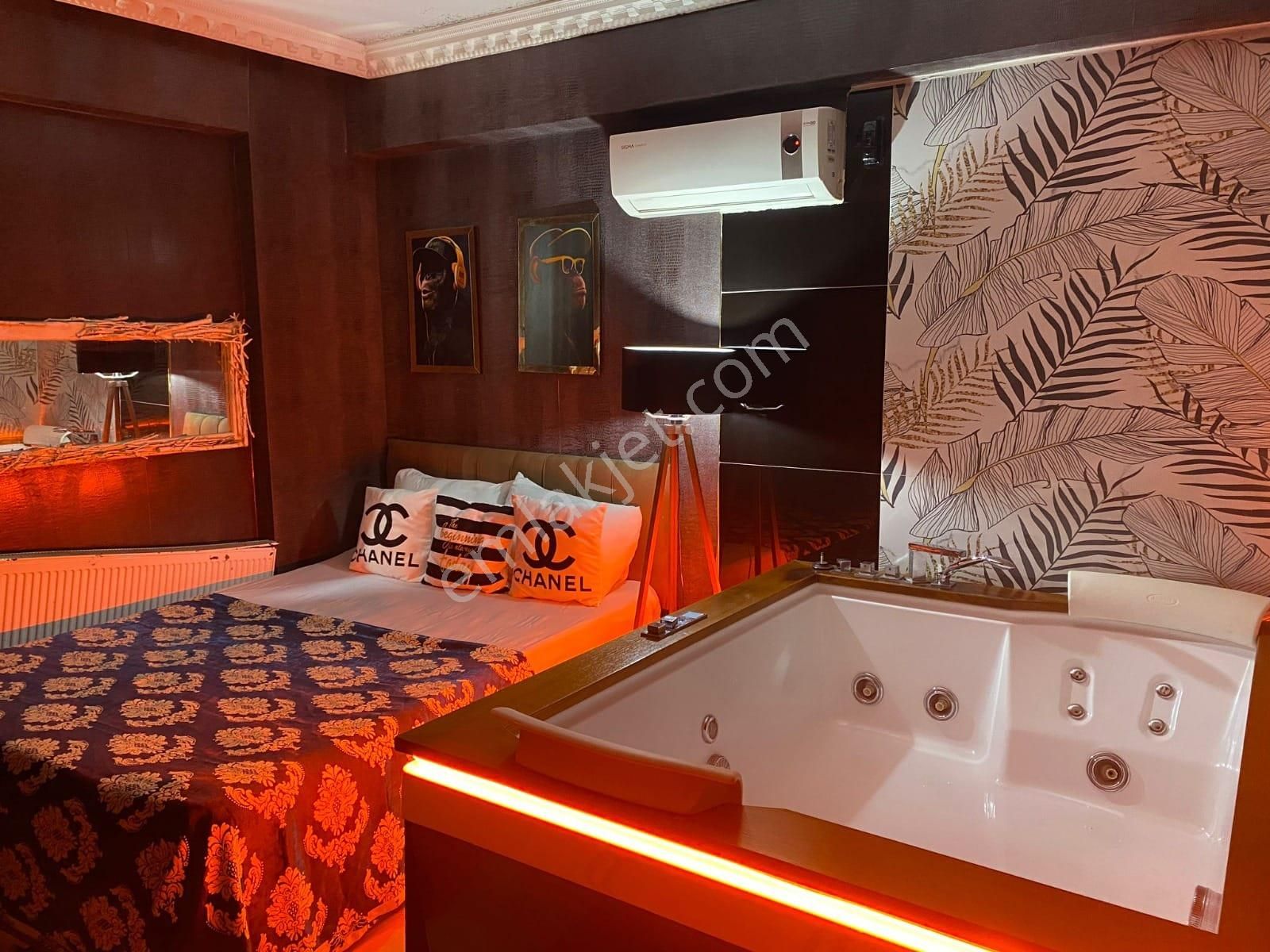 Beyoğlu Ultra Lüx Standart Jakuzili Ferah Temiz Günlük Kiralık Daireler