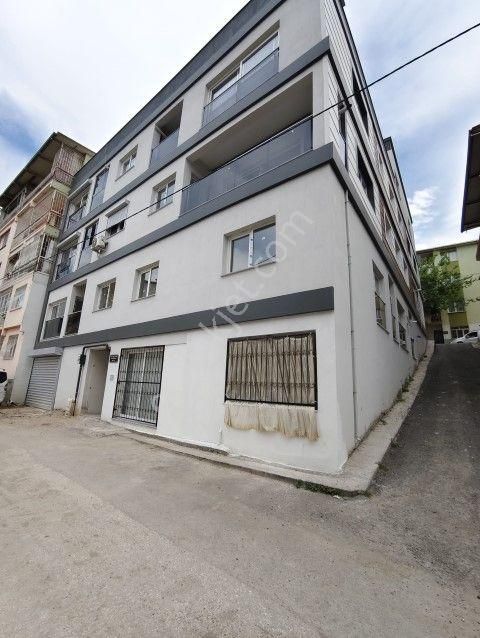 Bayraklı Gümüşpala Mahallesinde 2+1 Satılık Sıfır Daire