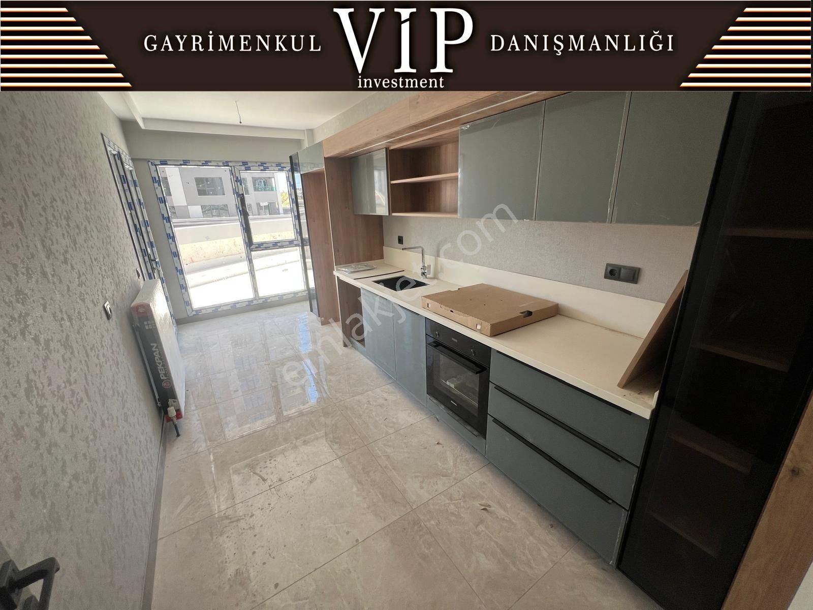Cumhuriyet Mah. Metro Yakını Avm Konseptli 2+1 Satılık Daire