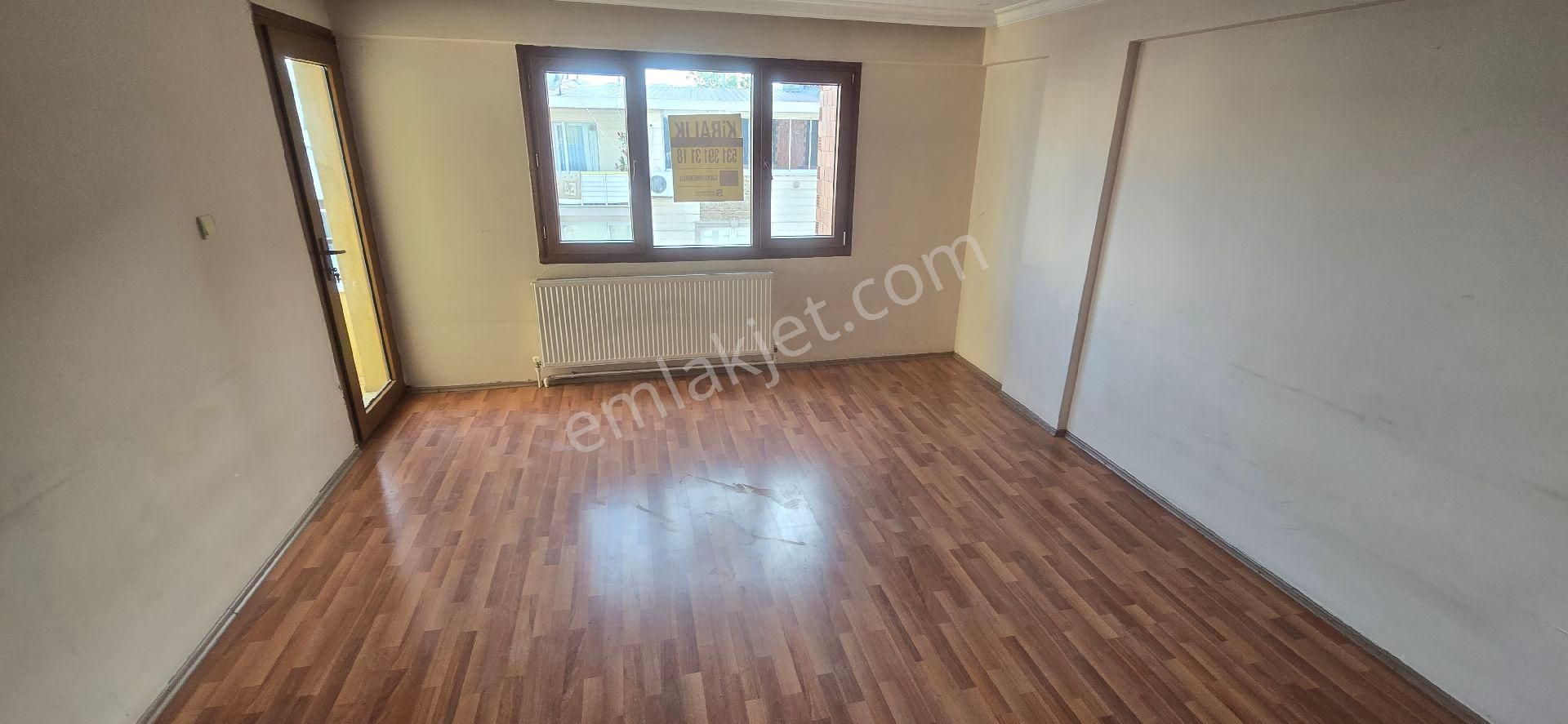 Buca Yeşilbağlarda Kiralık 2+1 Geniş Daire