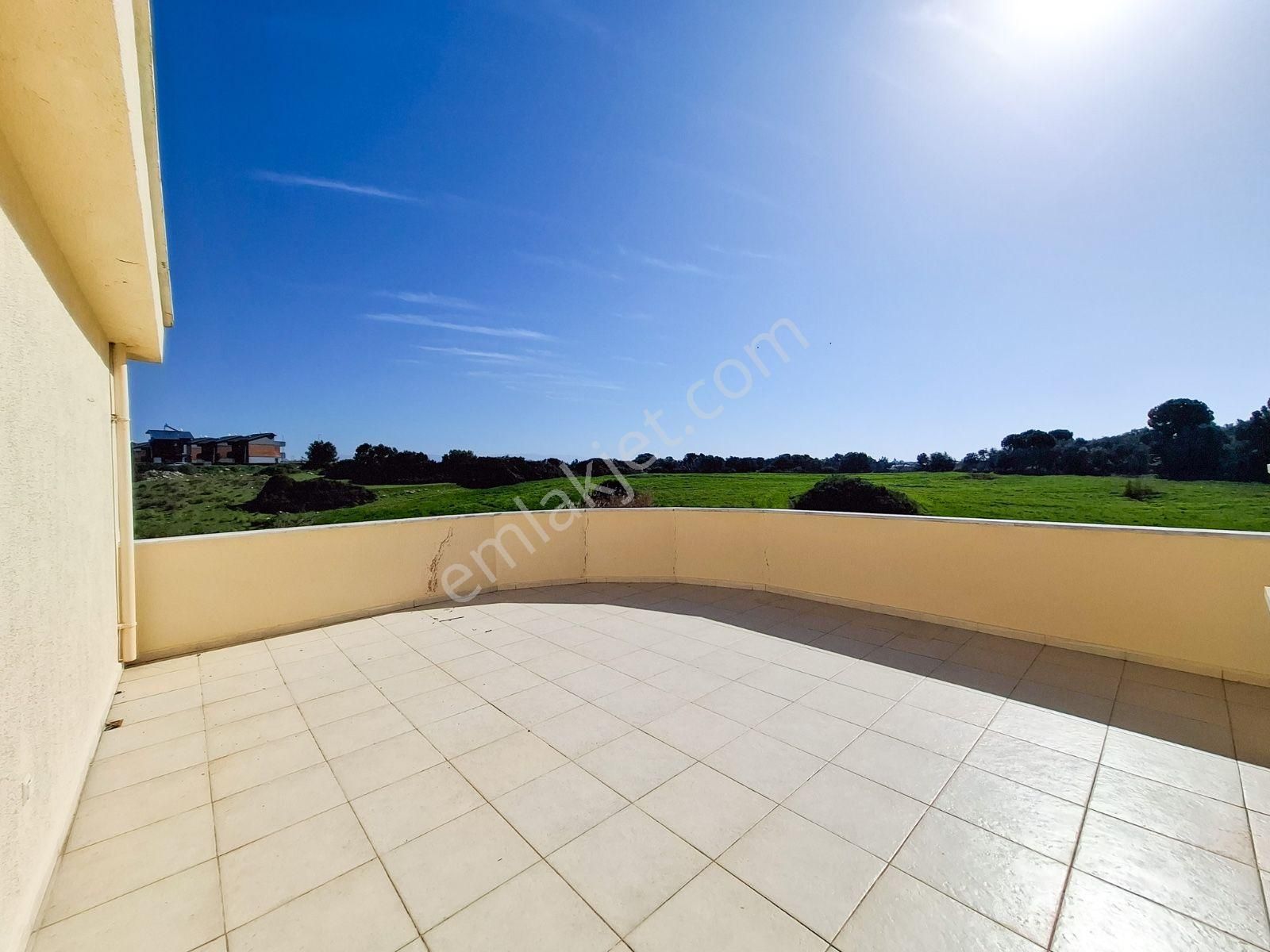 Didim Altınkumda Satılık Denize 450 Mt. 4+1 Geniş Teraslı Köşe Dublex - Görsel 20