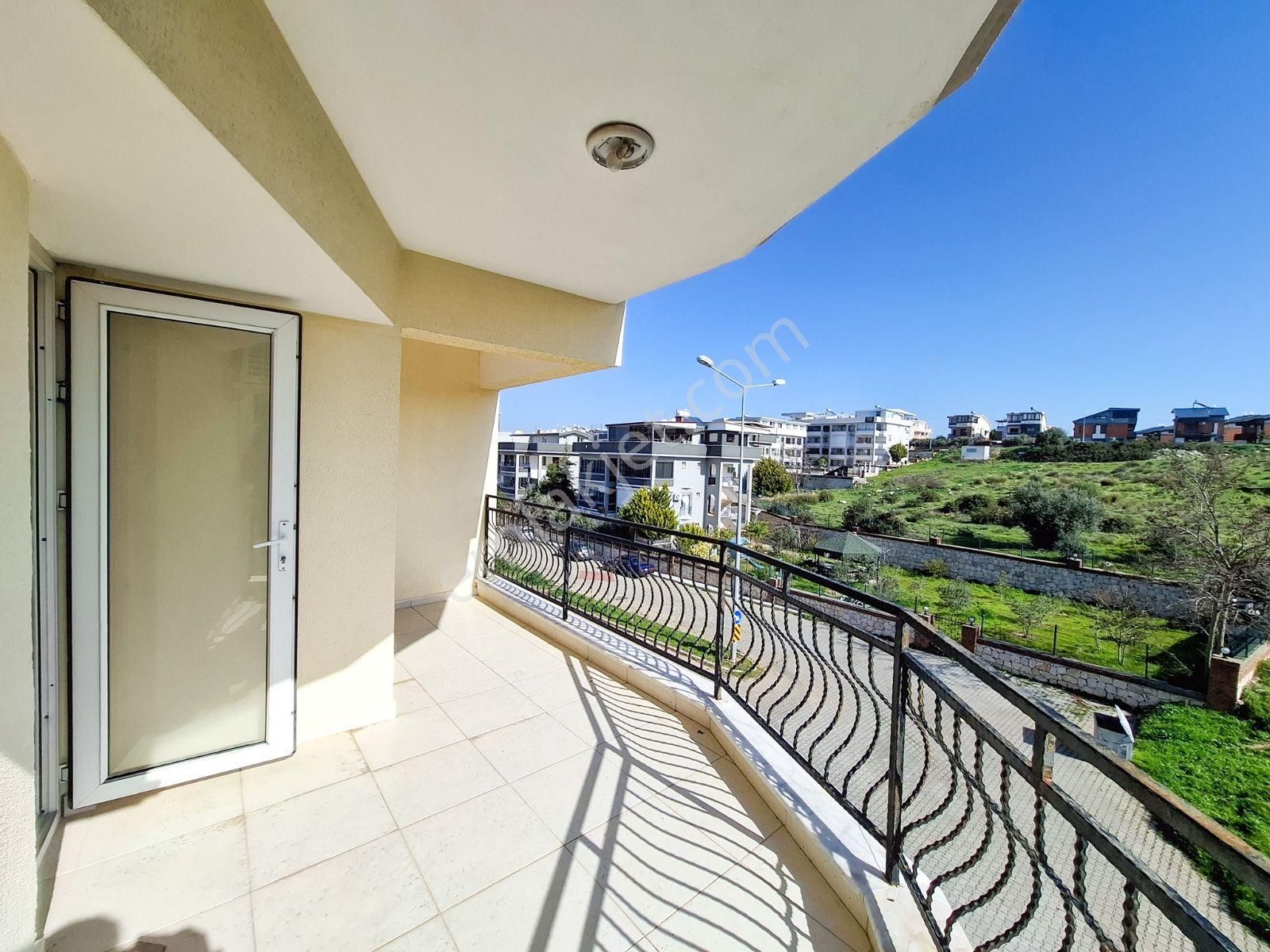 Didim Altınkumda Satılık Denize 450 Mt. 4+1 Geniş Teraslı Köşe Dublex - Görsel 2