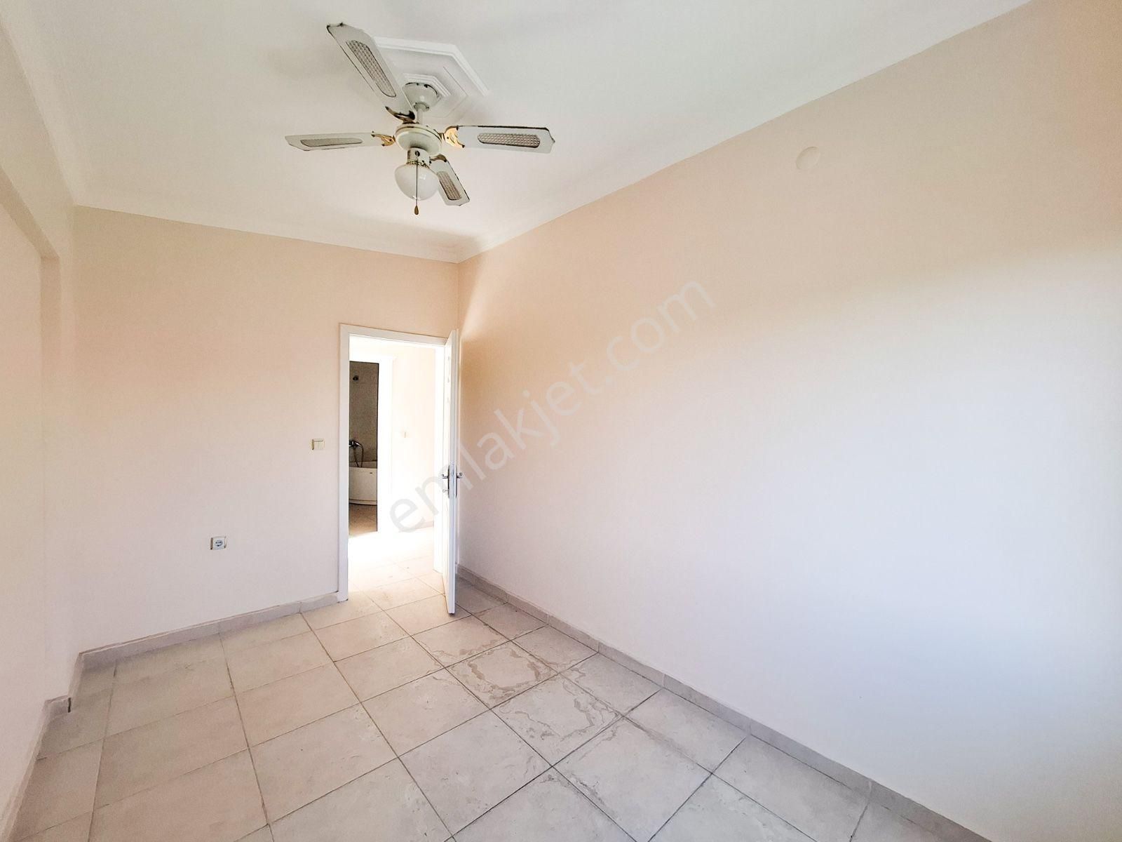 Didim Altınkumda Satılık Denize 450 Mt. 4+1 Geniş Teraslı Köşe Dublex - Görsel 17