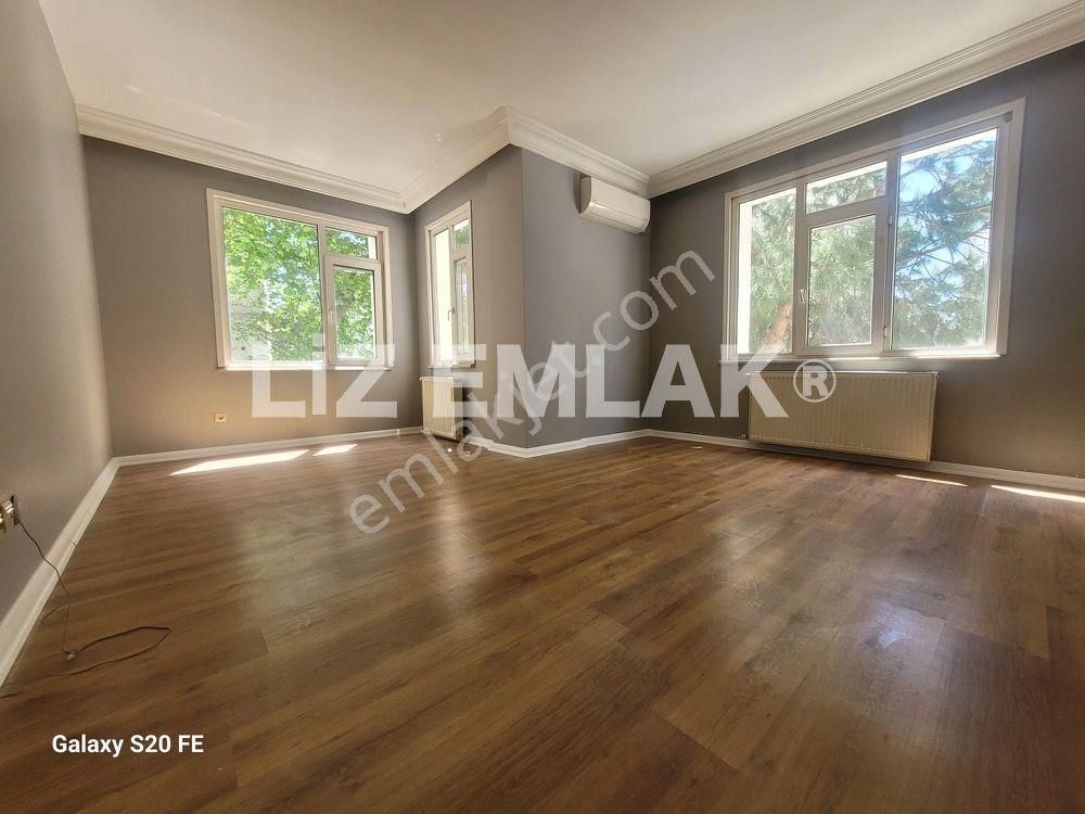 Suadiye Kavislide 70 M2 Net 2+1 Fırsat Daire