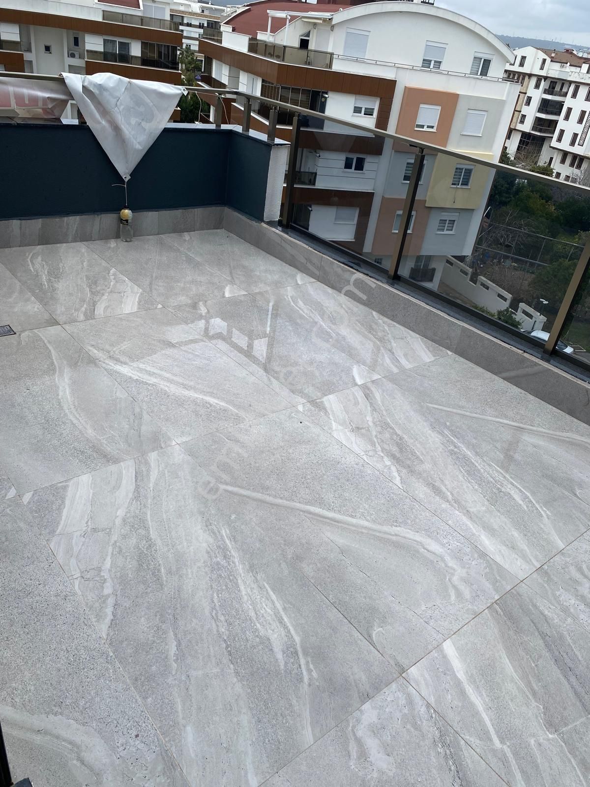Uncalı'da Özel Mimarili Ve Tasarımlı Konsept Dubleks Daire - Görsel 14