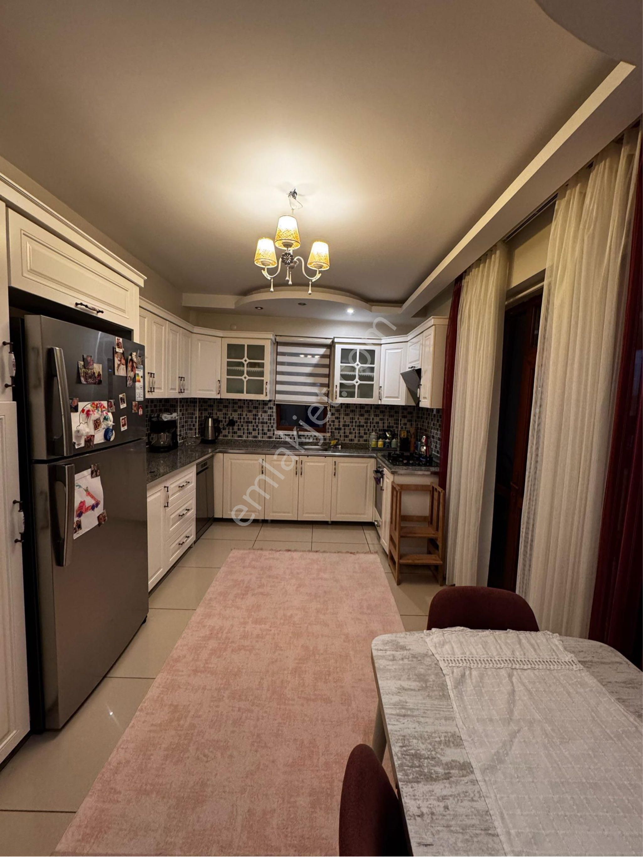 Rotadan 75ve 50 Metre Yol Arası Lükse Daire