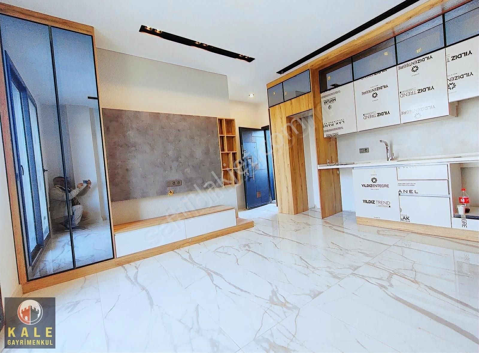 Didim Altınkum Plajına/denize 150 Mt 1+1 Asansörlü Ön Cephe