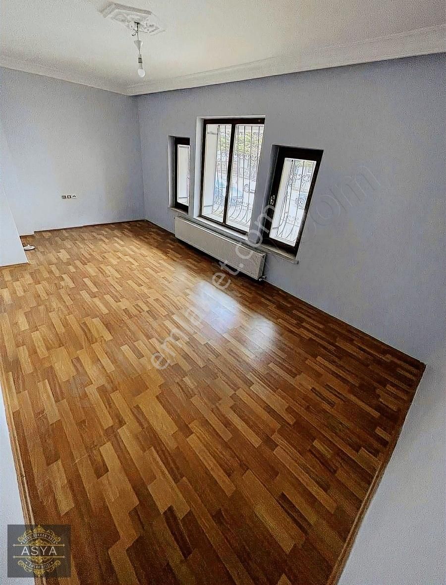 Atapark Ana Cadde Önü Kat Konumunda Y.giriş 3+1 Balkonlu Daire