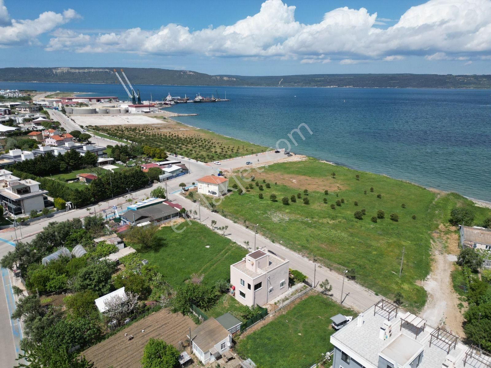 Çanakkale Kepez'de 301 M2 Arsa