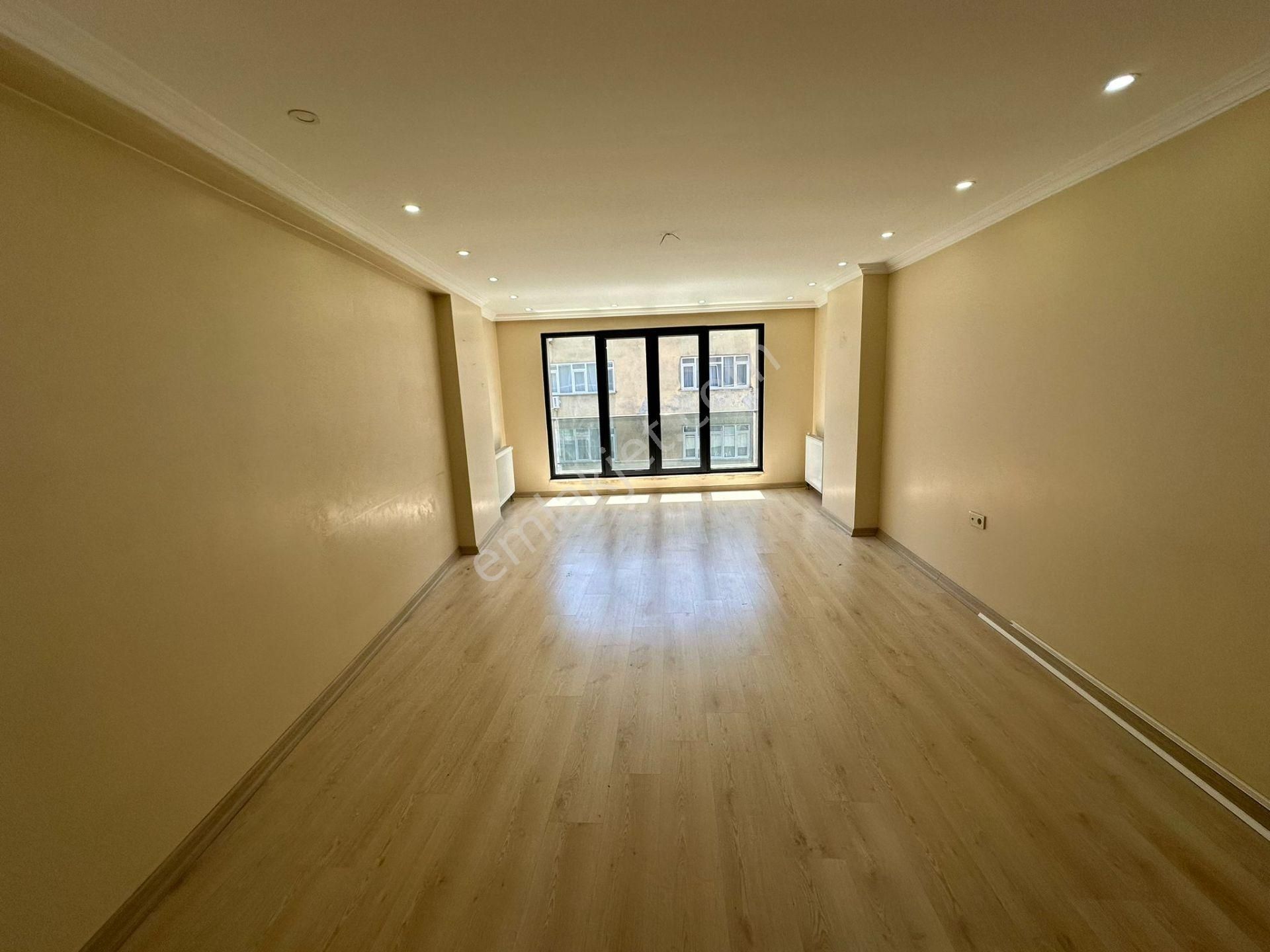 4.levent Metroya 1 Dk. 2+1 Kiralık Daire Artum'dan