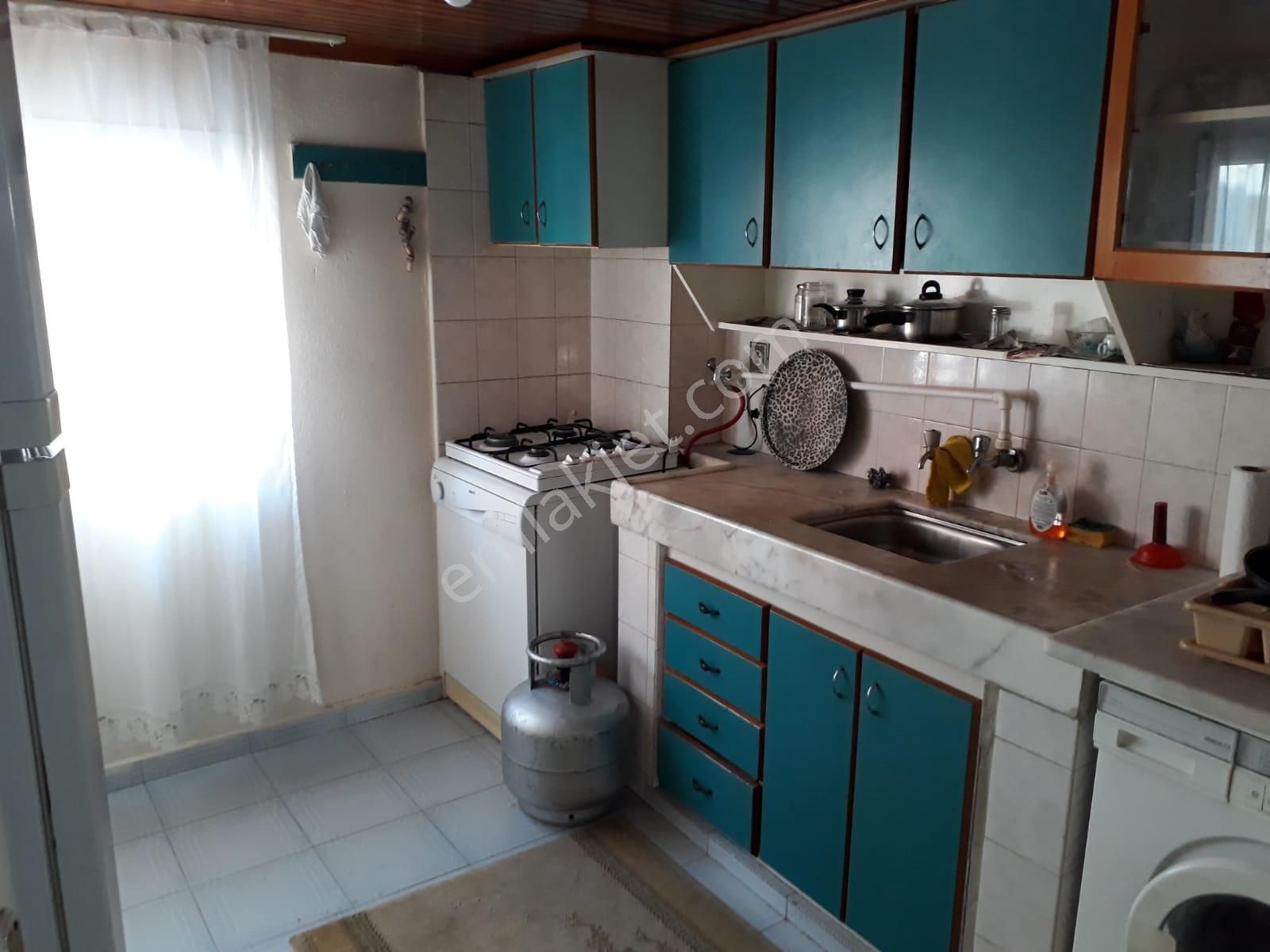 Güneş'ten Şirinyer İzban 7dk 2+0 60m 4.kat Eşyalı