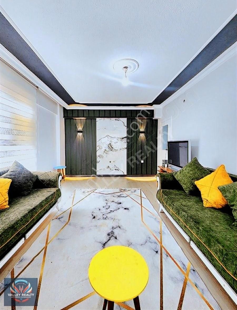 Valley Realty'den Nusratiye Mahallesinde Site İçerisinde 2+1 Da